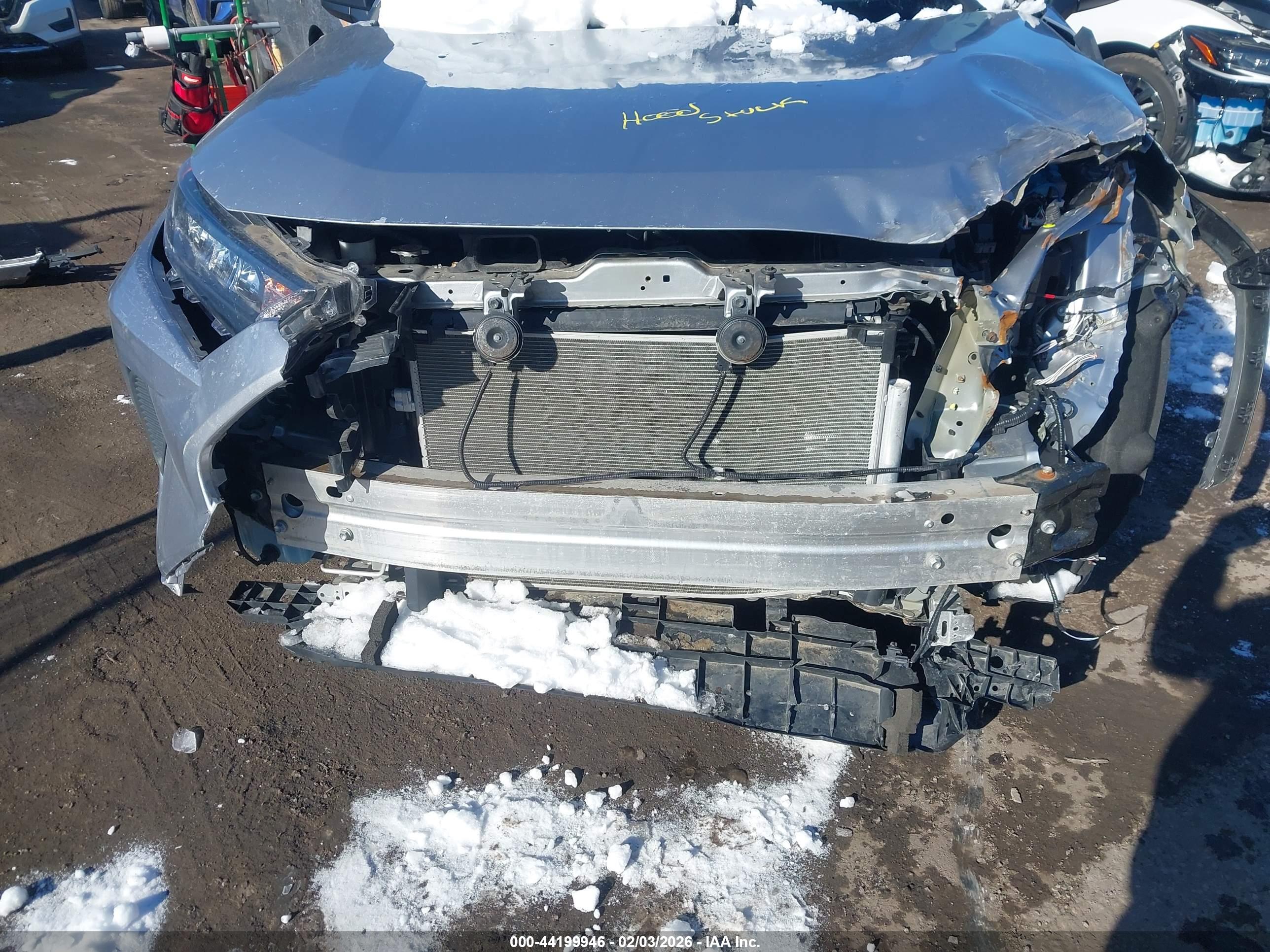 TOYOTA RAV4 image 6