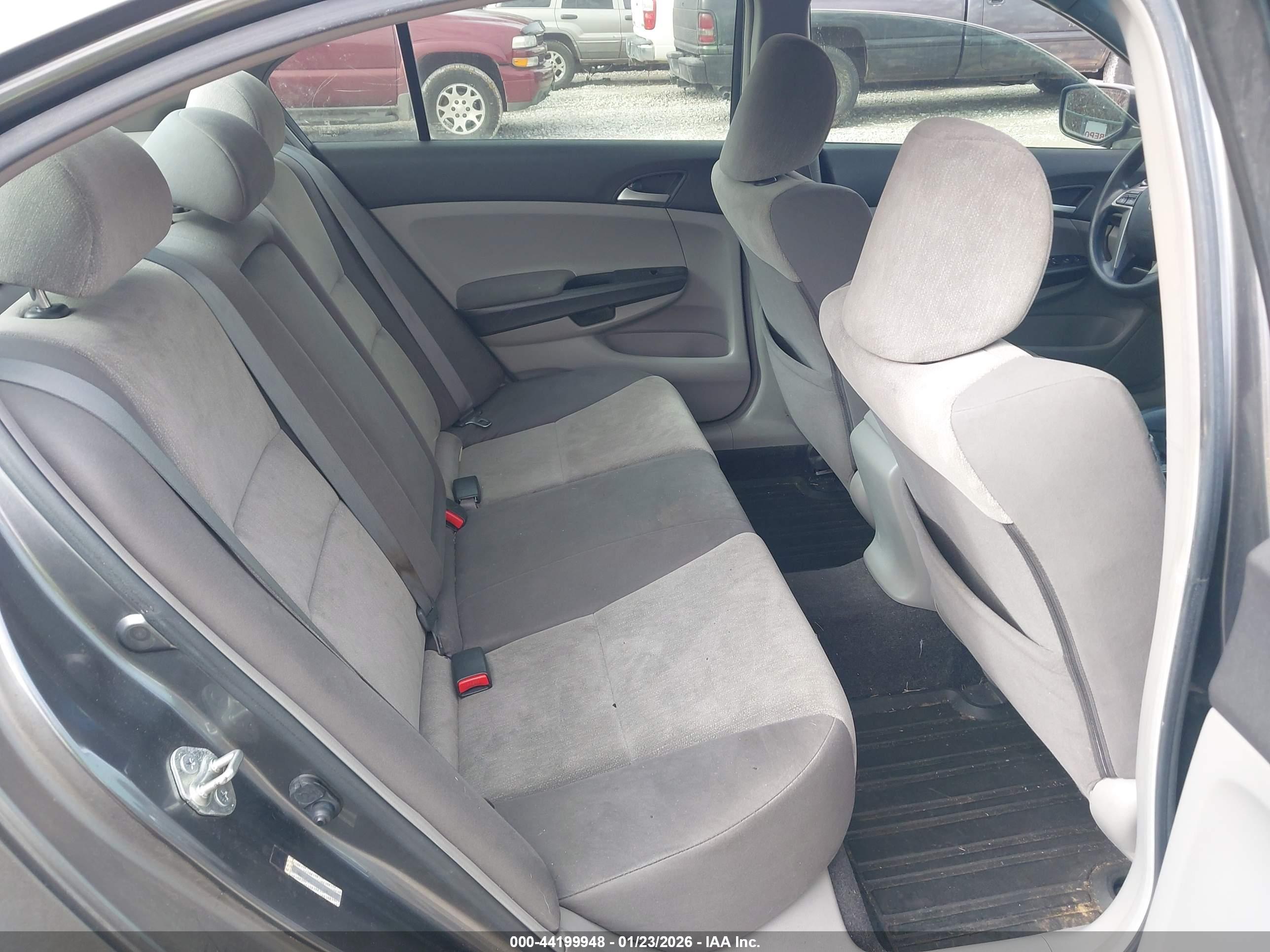 HONDA ACCORD image 8