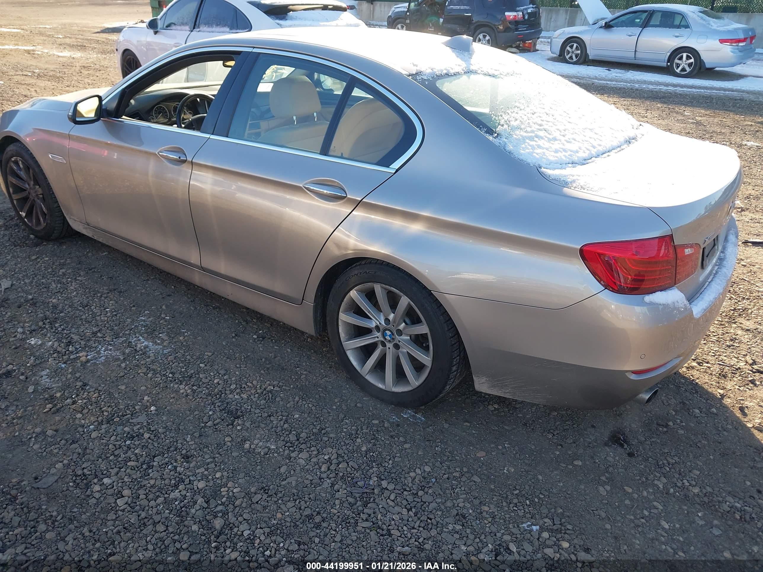 BMW 535I image 3