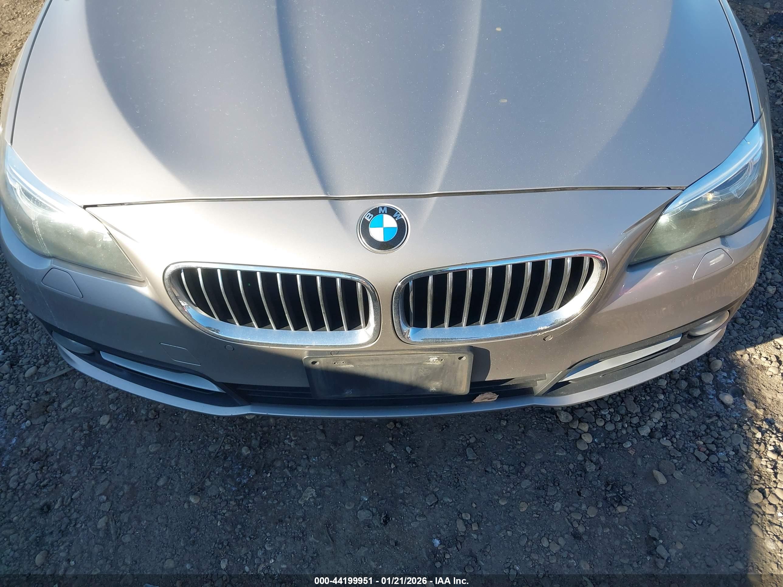 BMW 535I image 6