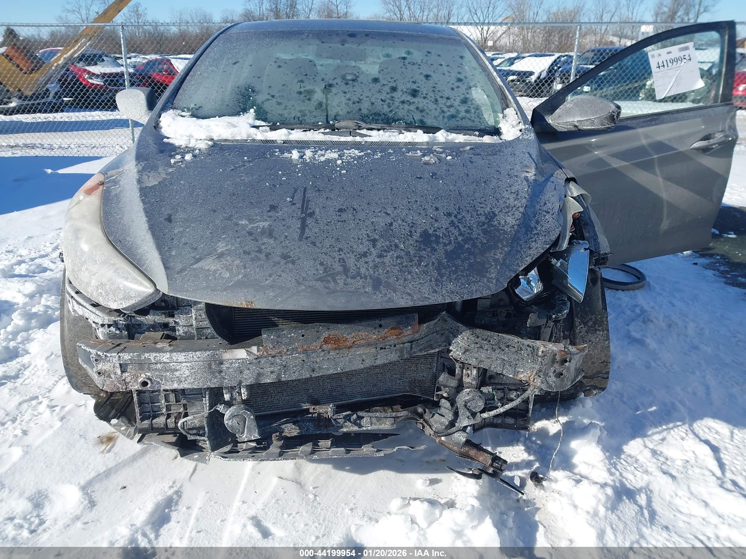 HYUNDAI ELANTRA image 6