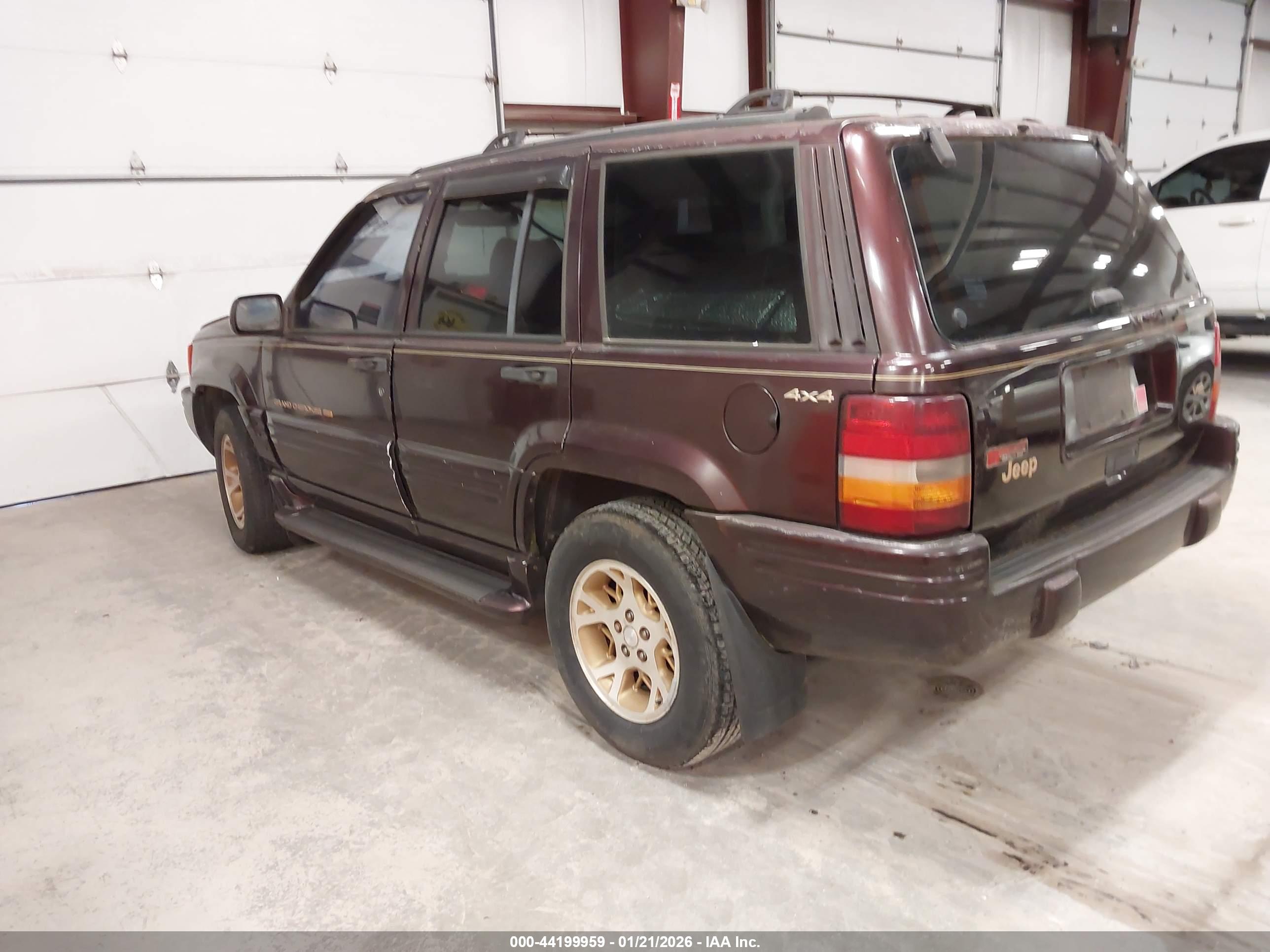 JEEP GRAND image 3