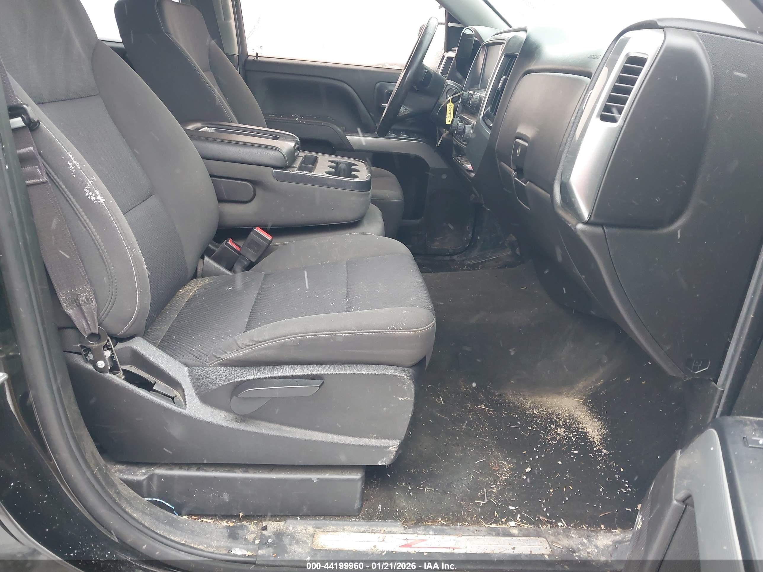 CHEVROLET SILVERADO image 5