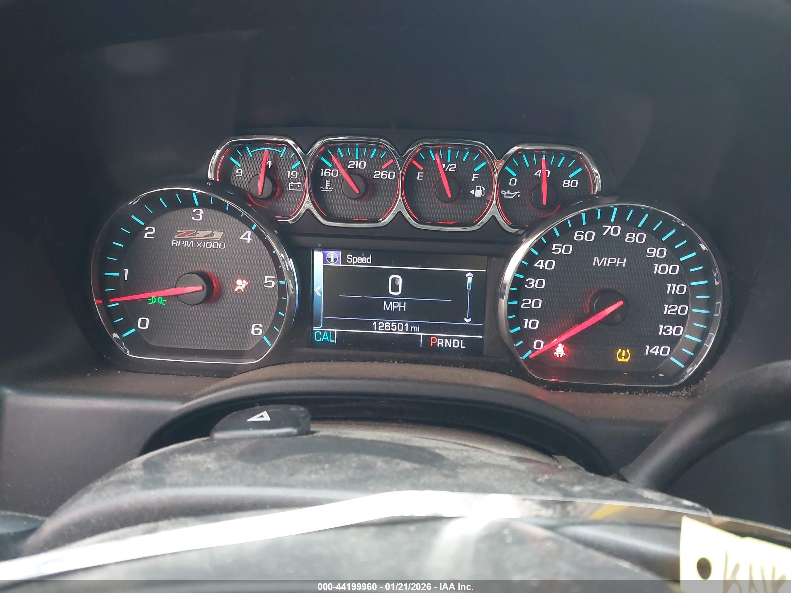 CHEVROLET SILVERADO image 7