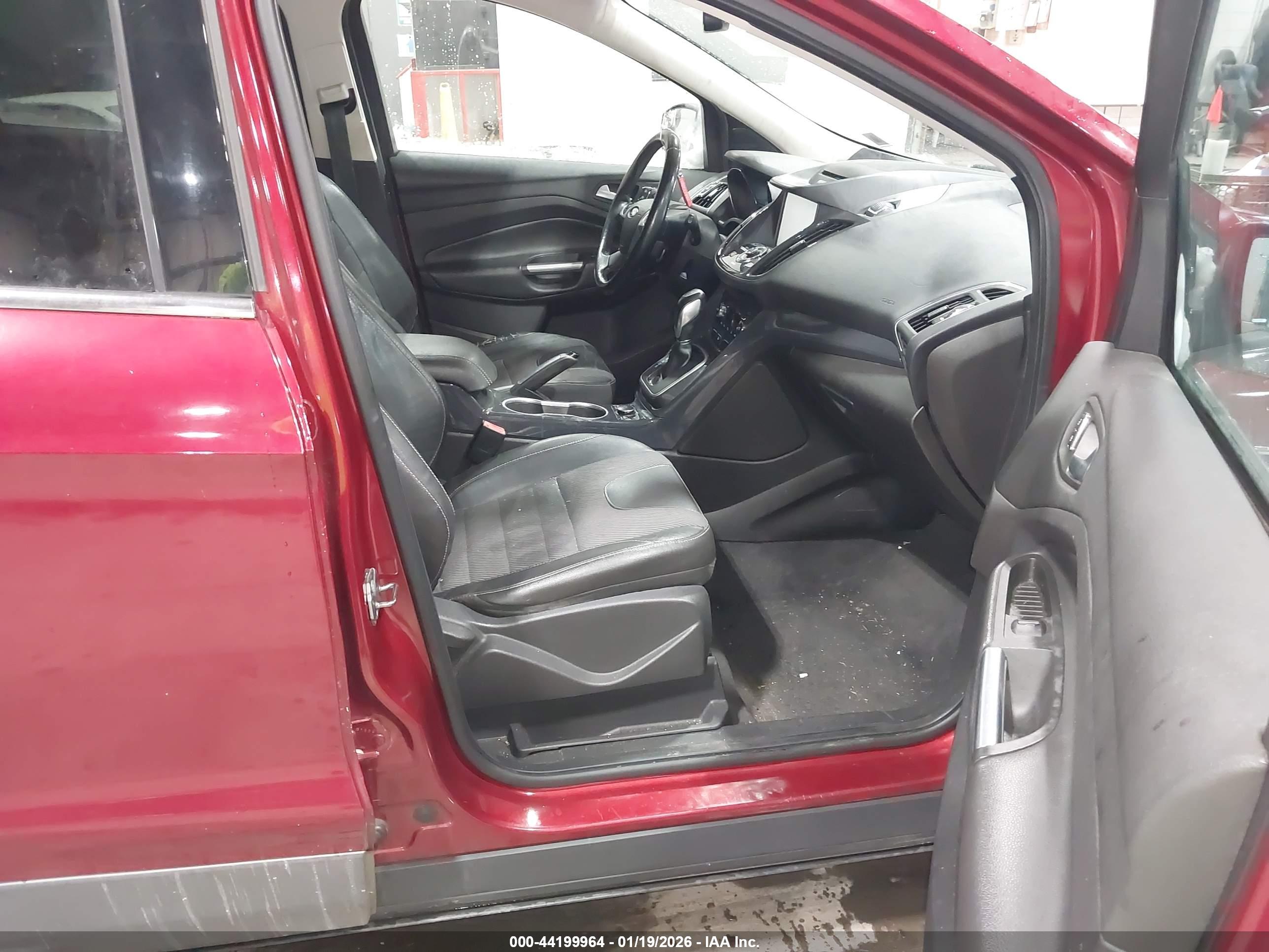 FORD ESCAPE image 5