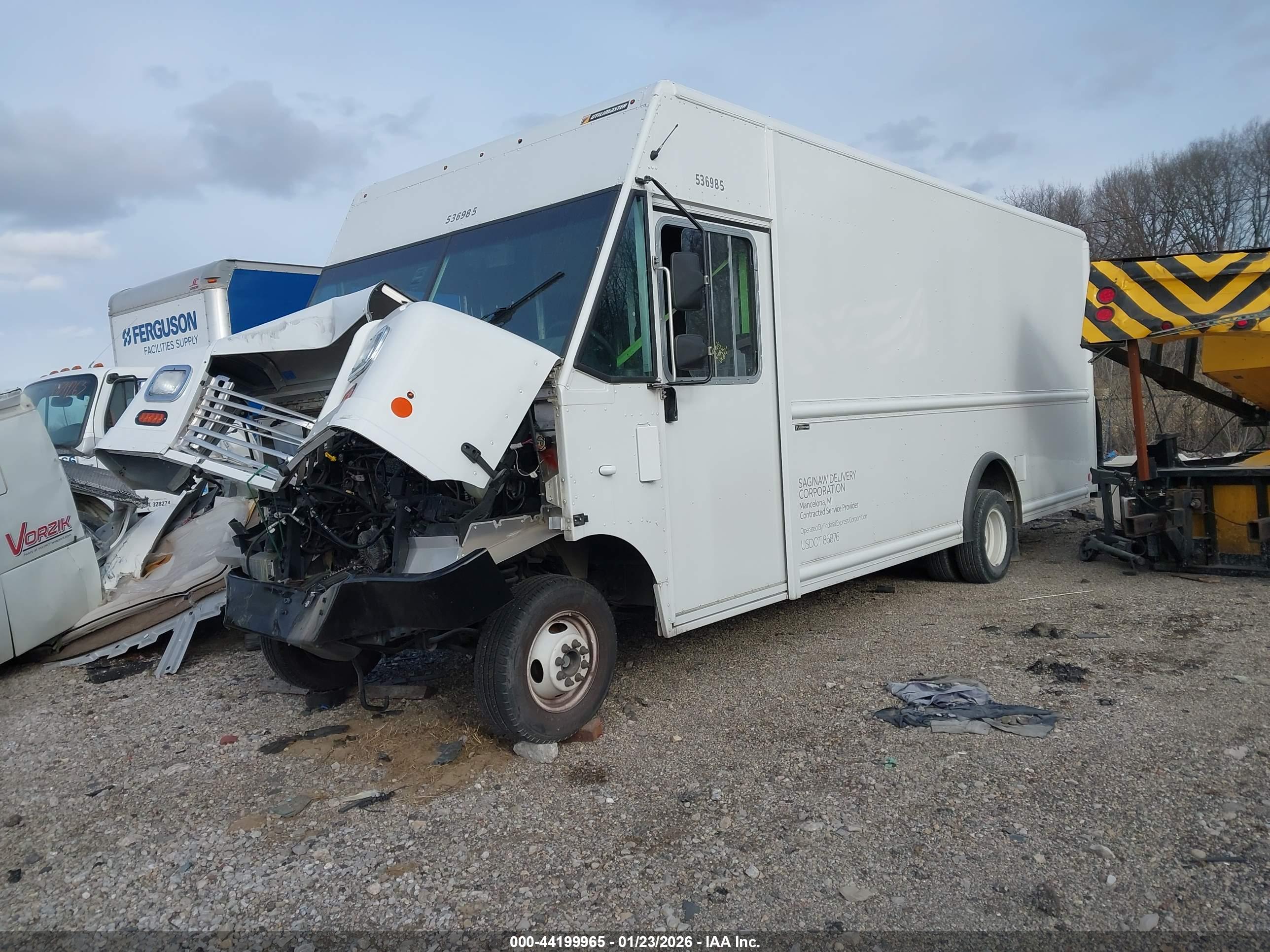 FORD E-450 image 2