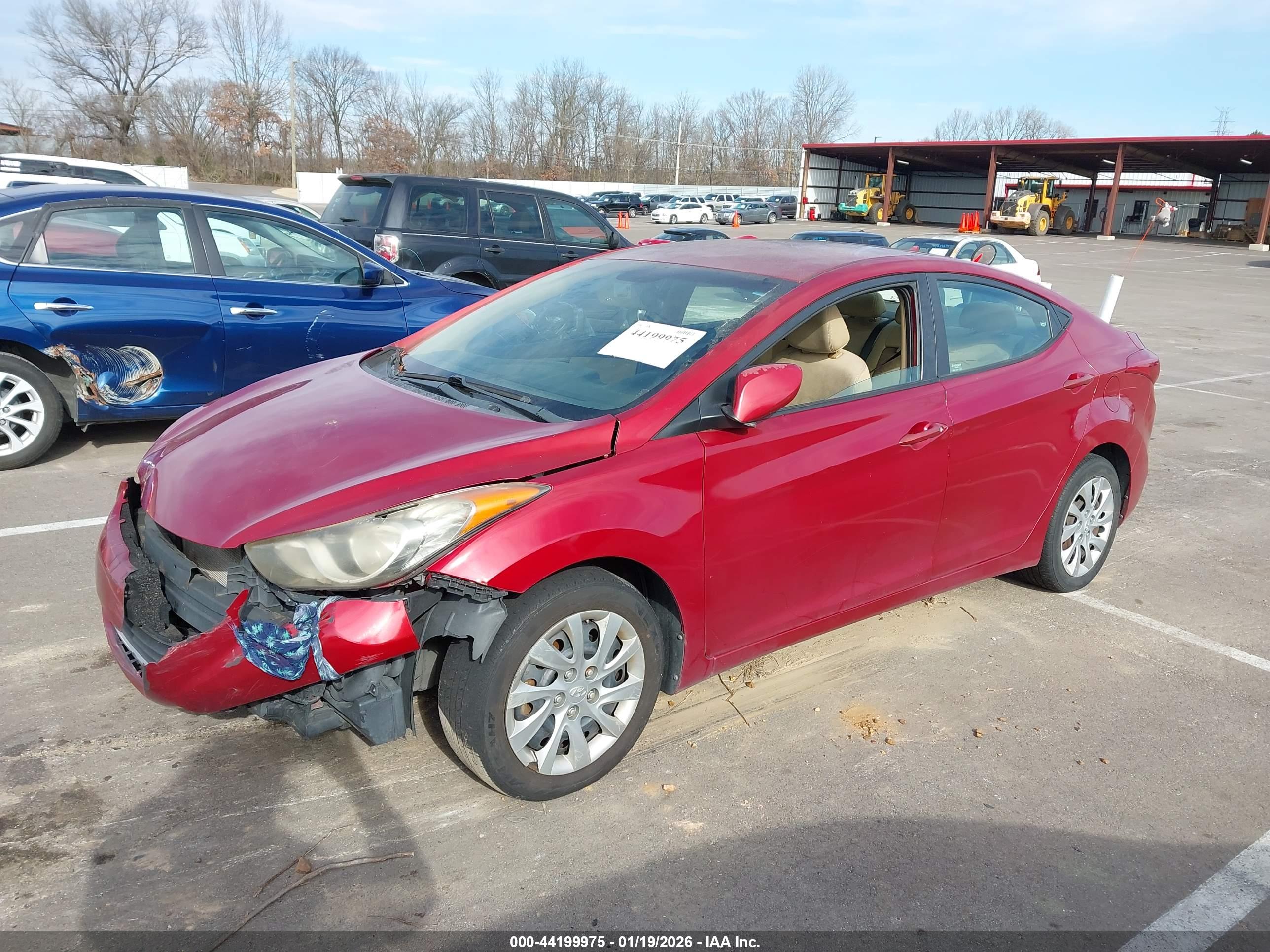 HYUNDAI ELANTRA image 2