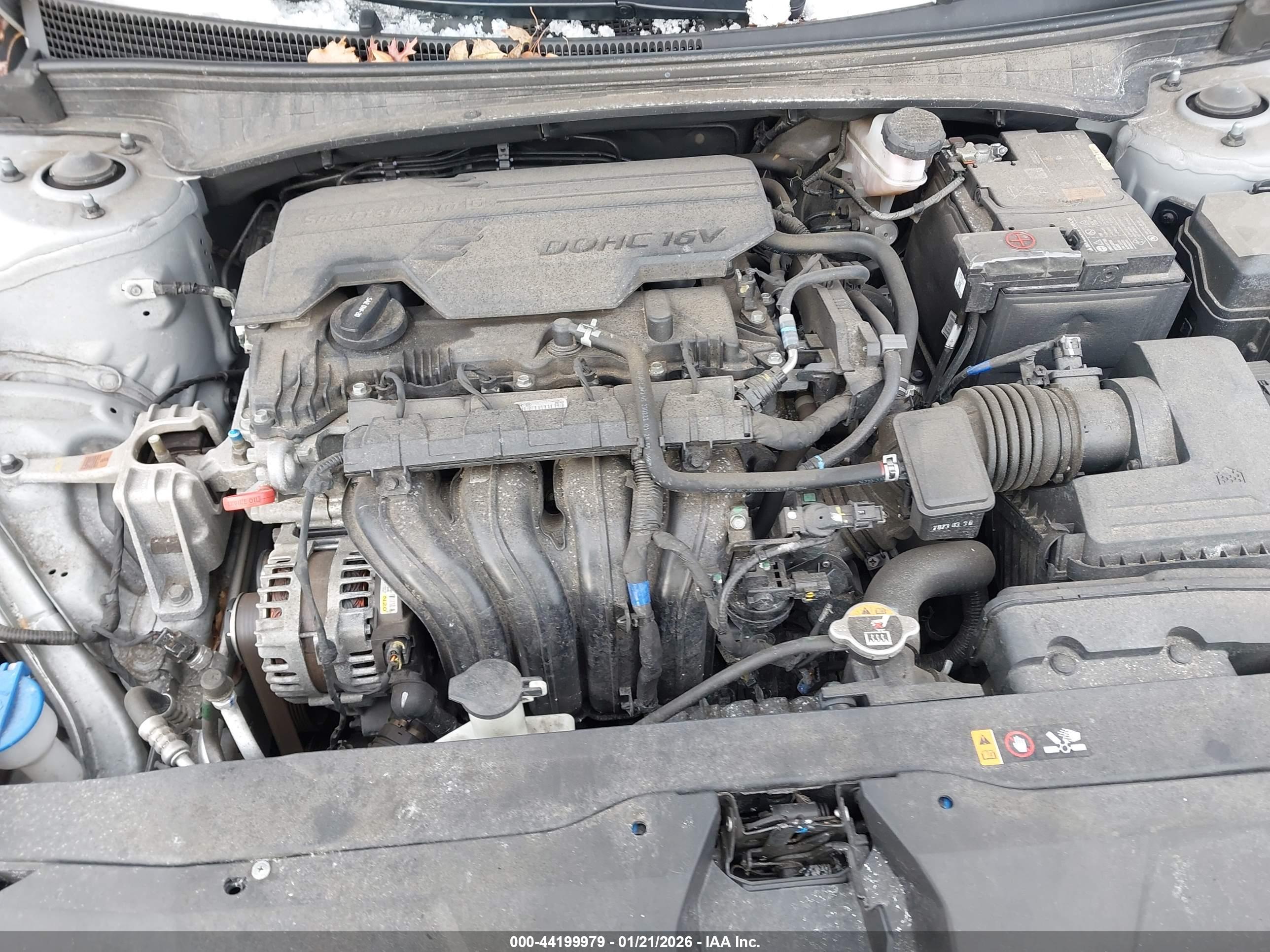 HYUNDAI ELANTRA image 10