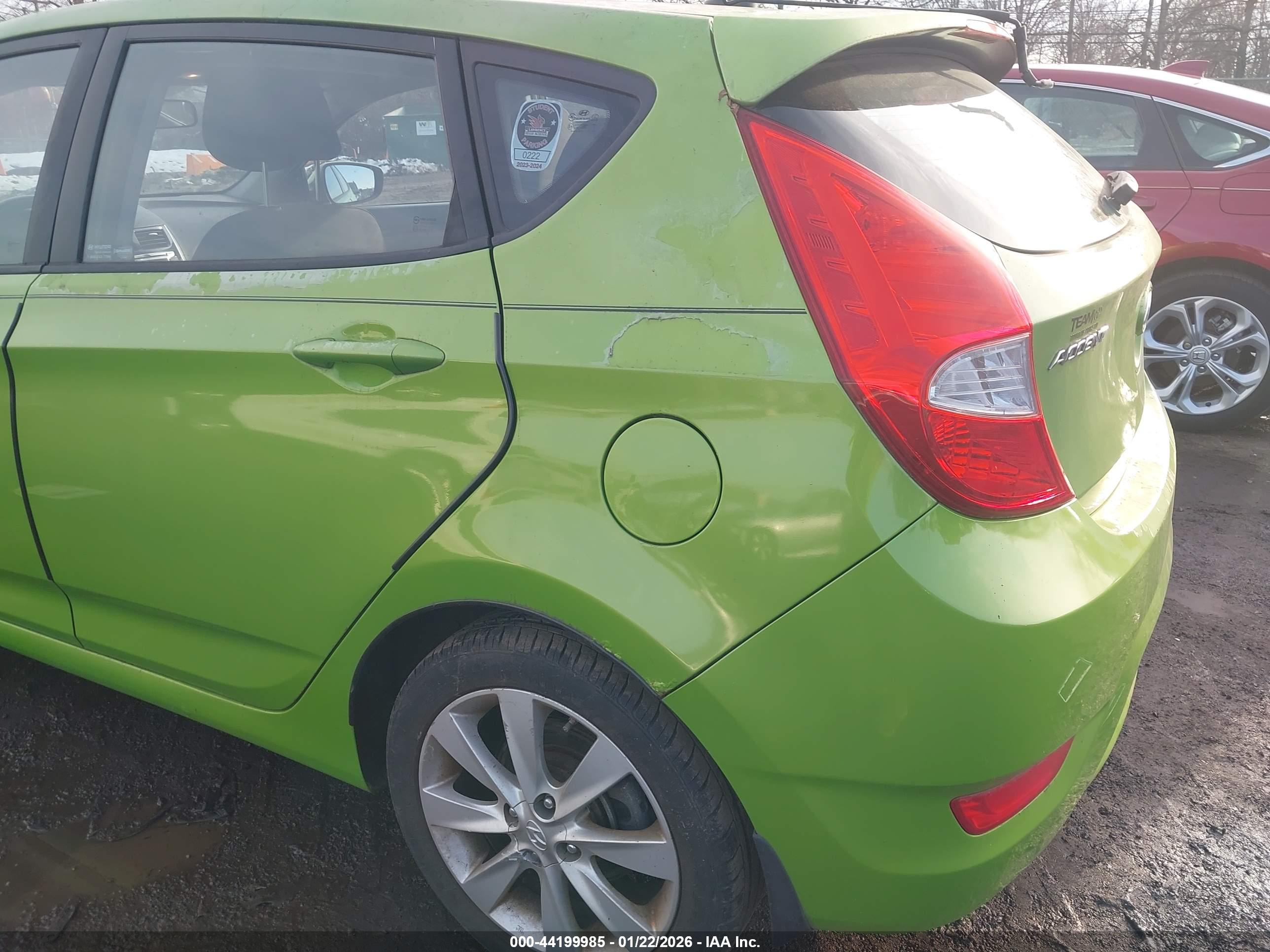 HYUNDAI ACCENT image 6