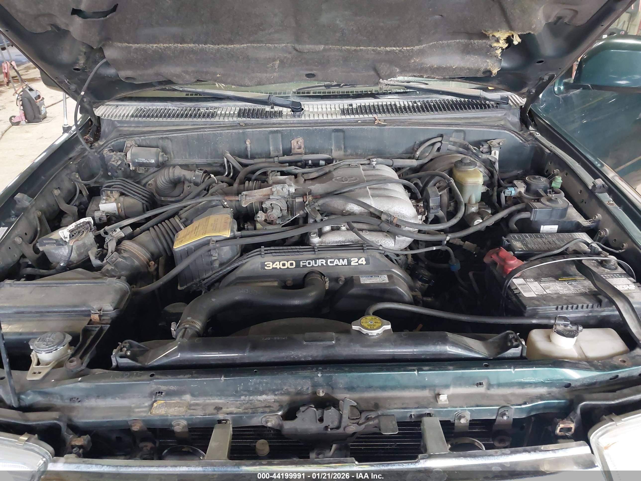 TOYOTA 4RUNNER image 10