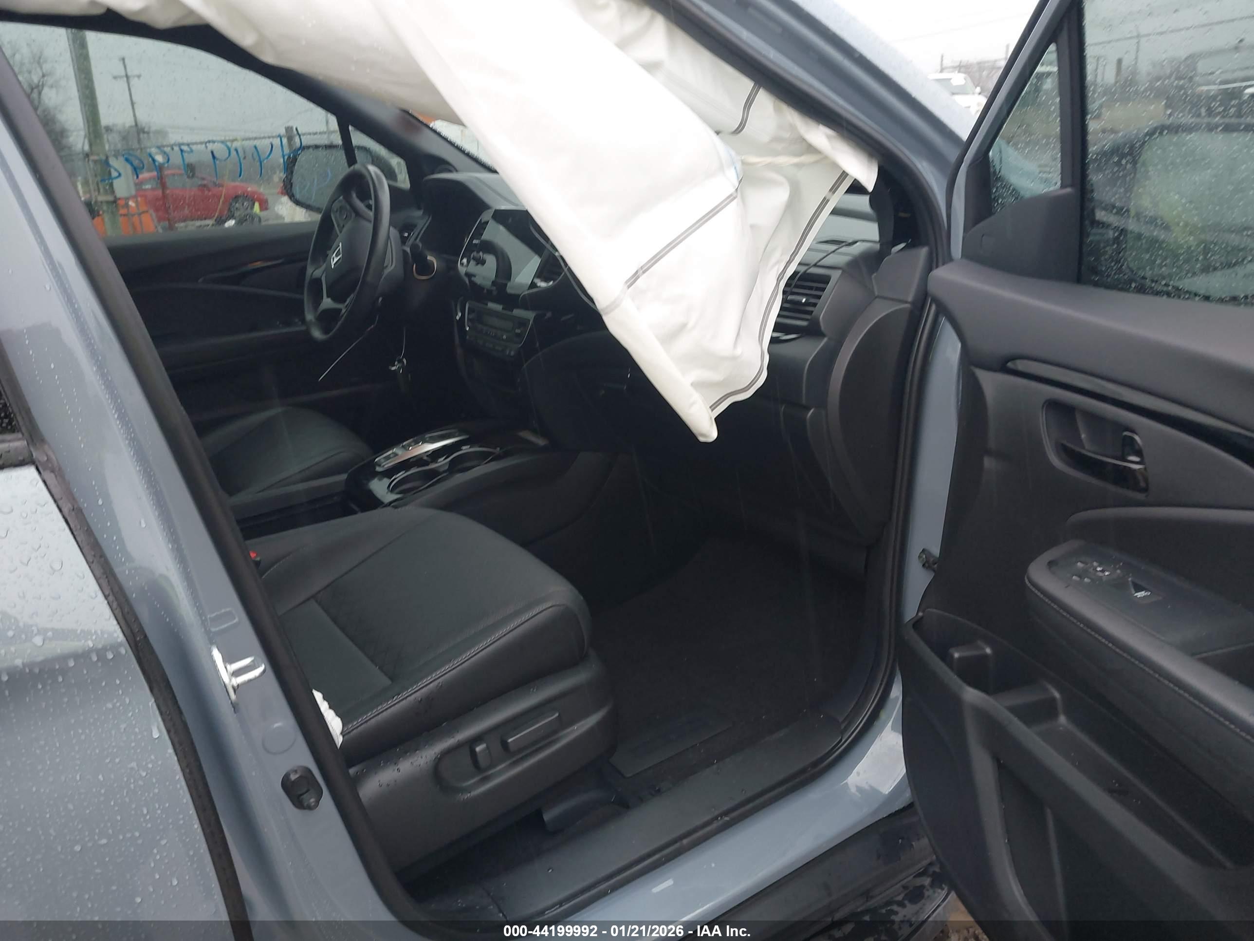 HONDA PASSPORT image 5