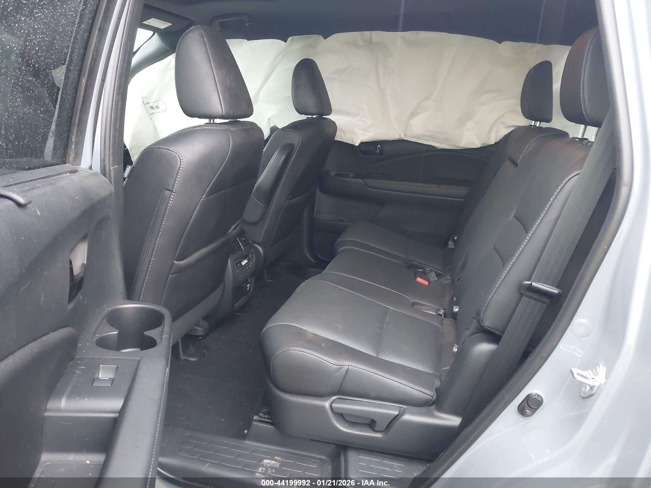 HONDA PASSPORT image 8