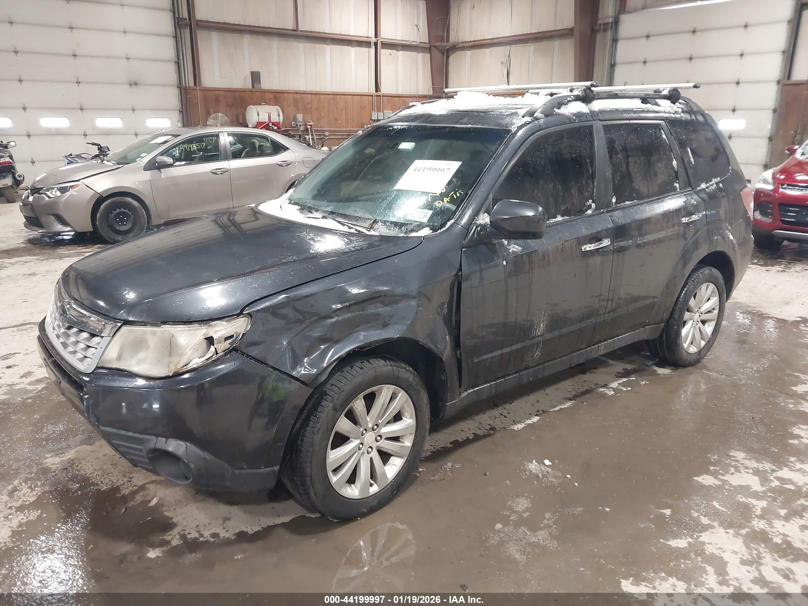 SUBARU FORESTER image 2