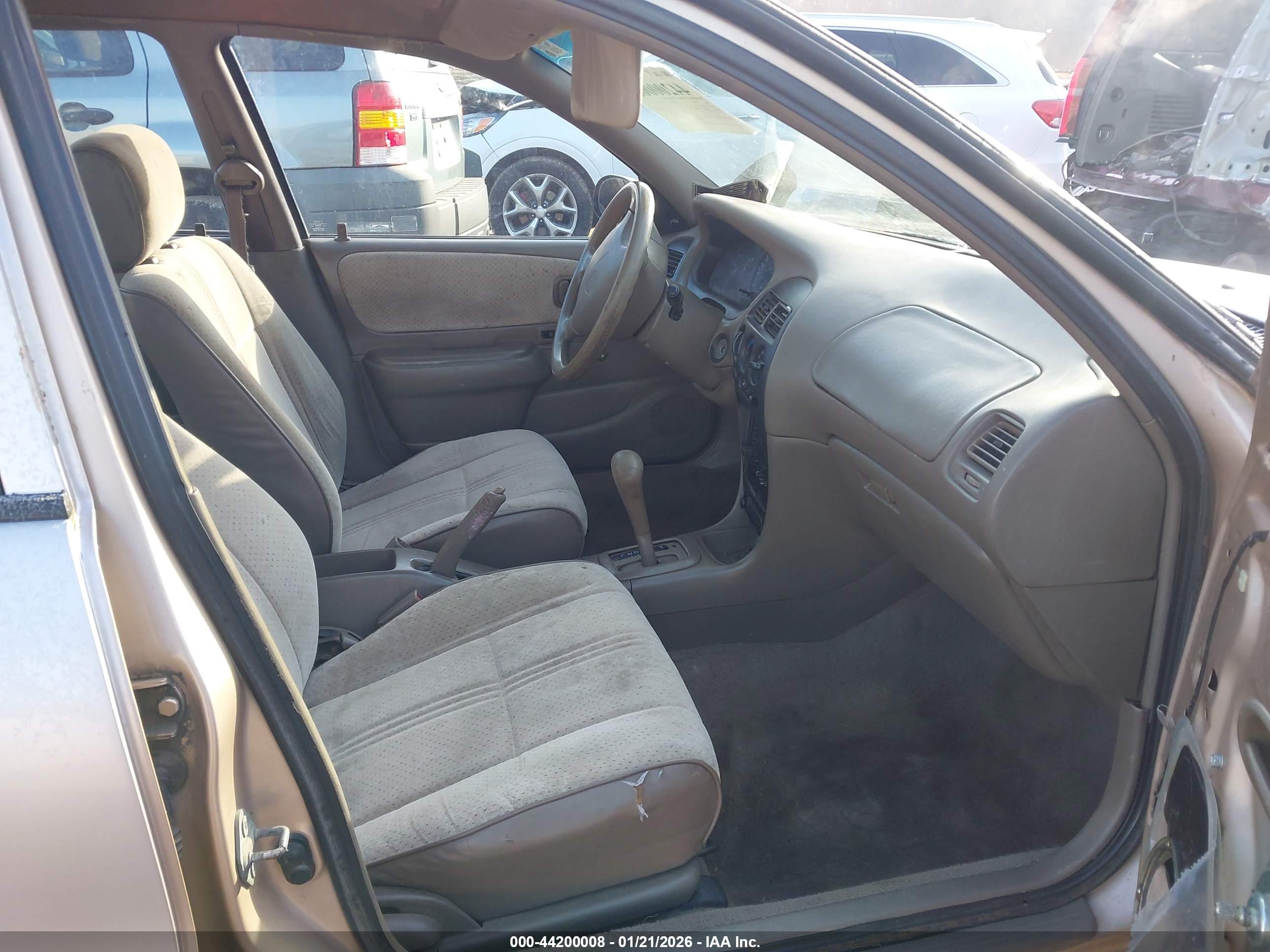GEO PRIZM image 5
