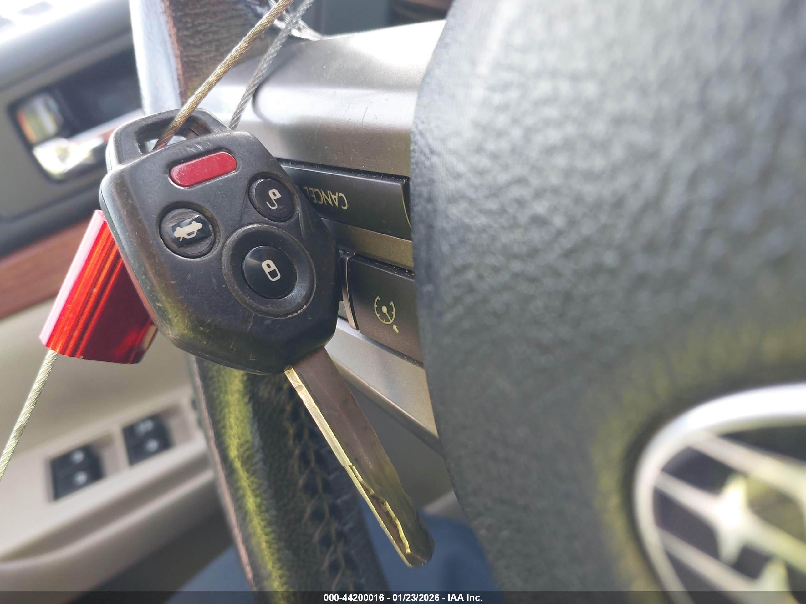 SUBARU OUTBACK image 11