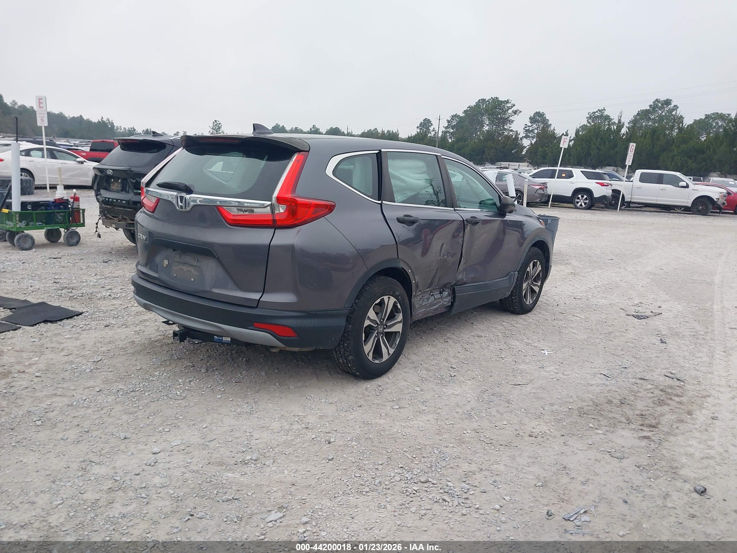 HONDA CR-V image 4