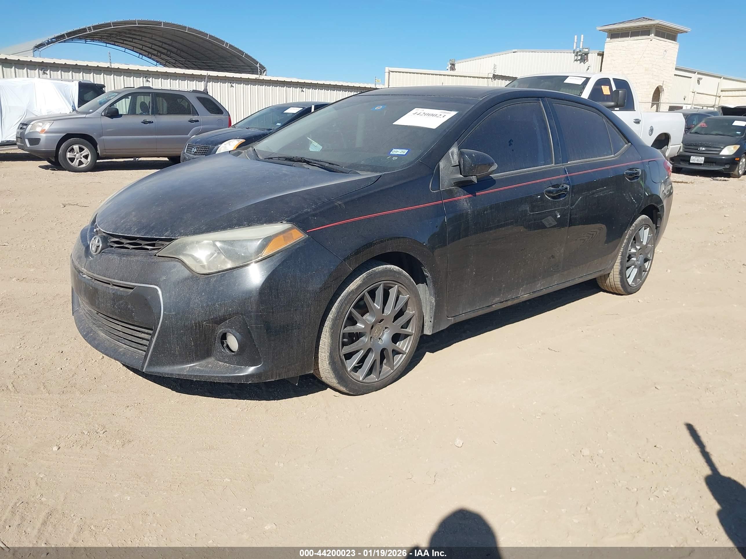 TOYOTA COROLLA image 2