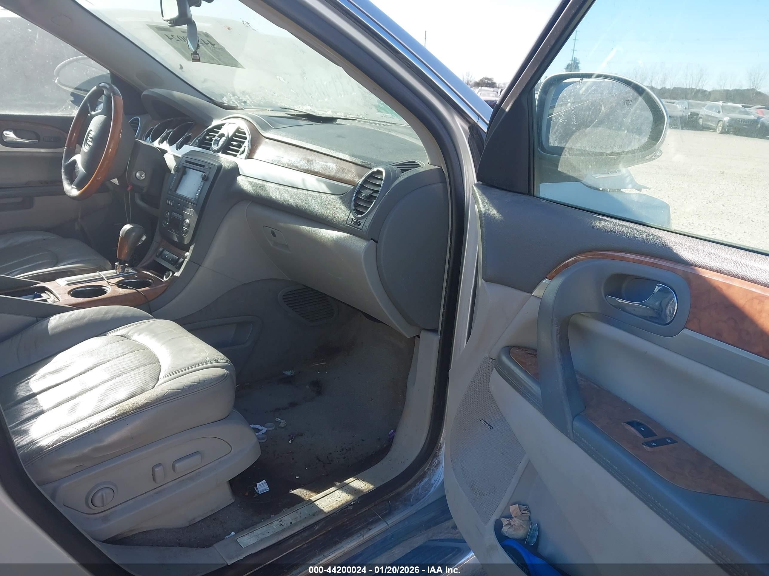 BUICK ENCLAVE image 5