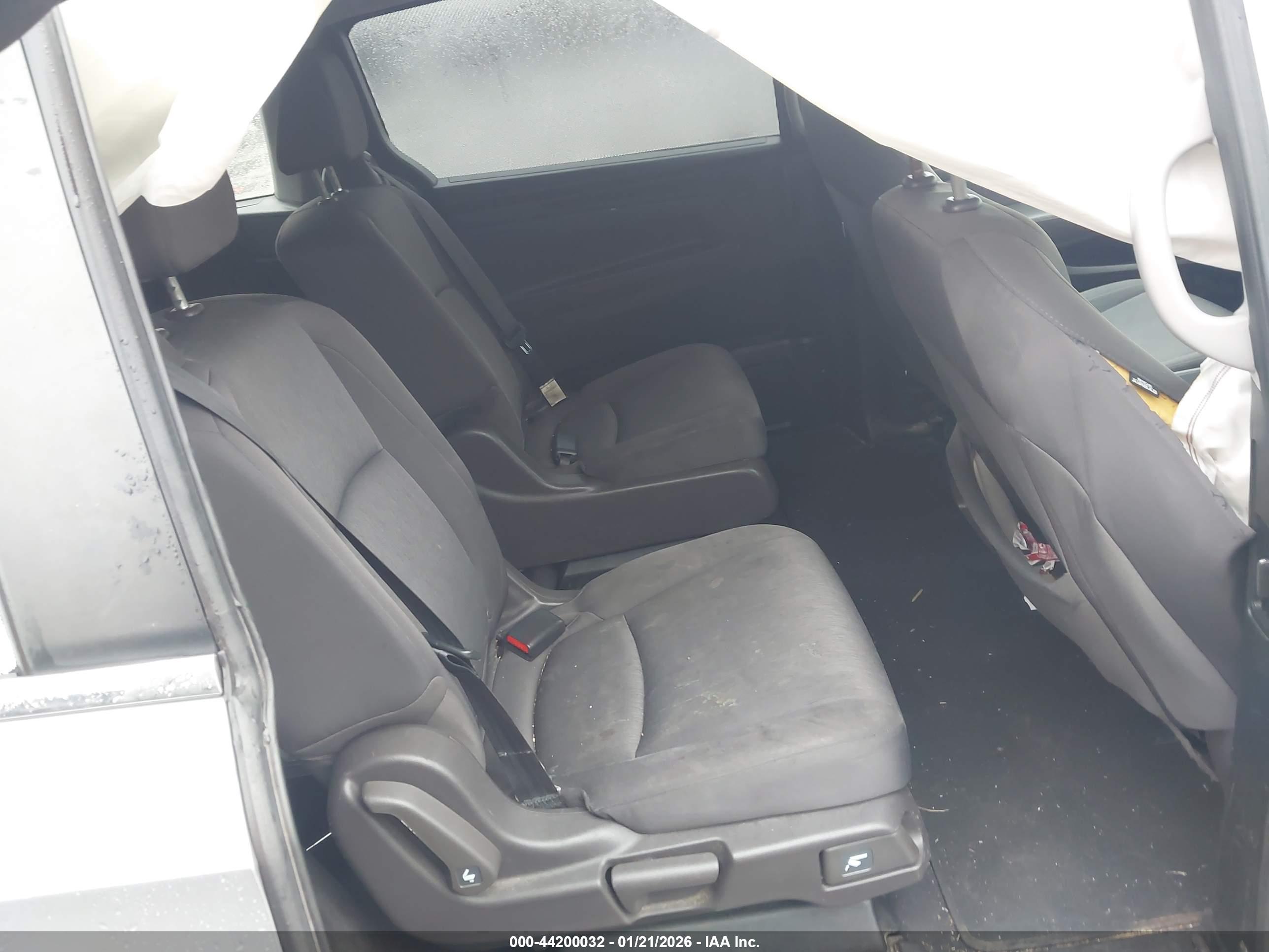 HONDA ODYSSEY image 8
