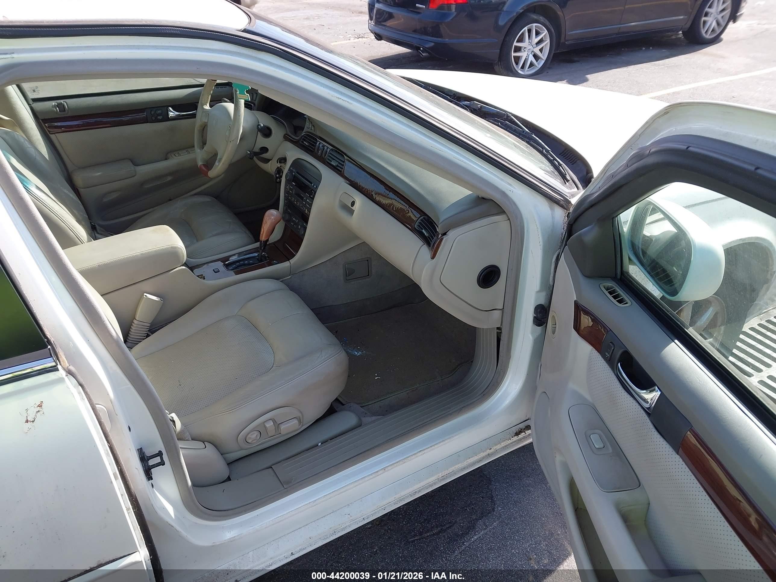 CADILLAC SEVILLE image 5