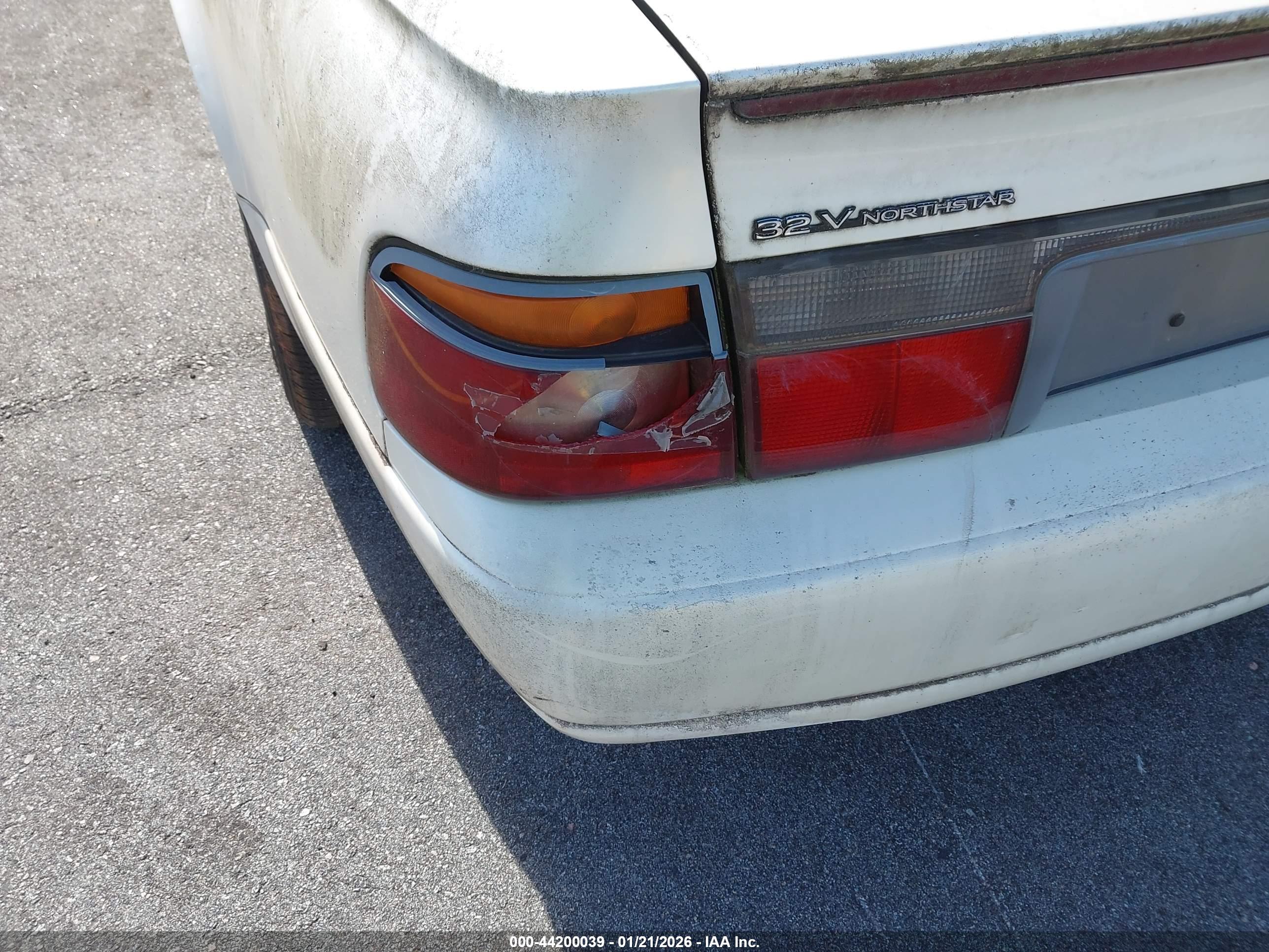CADILLAC SEVILLE image 6