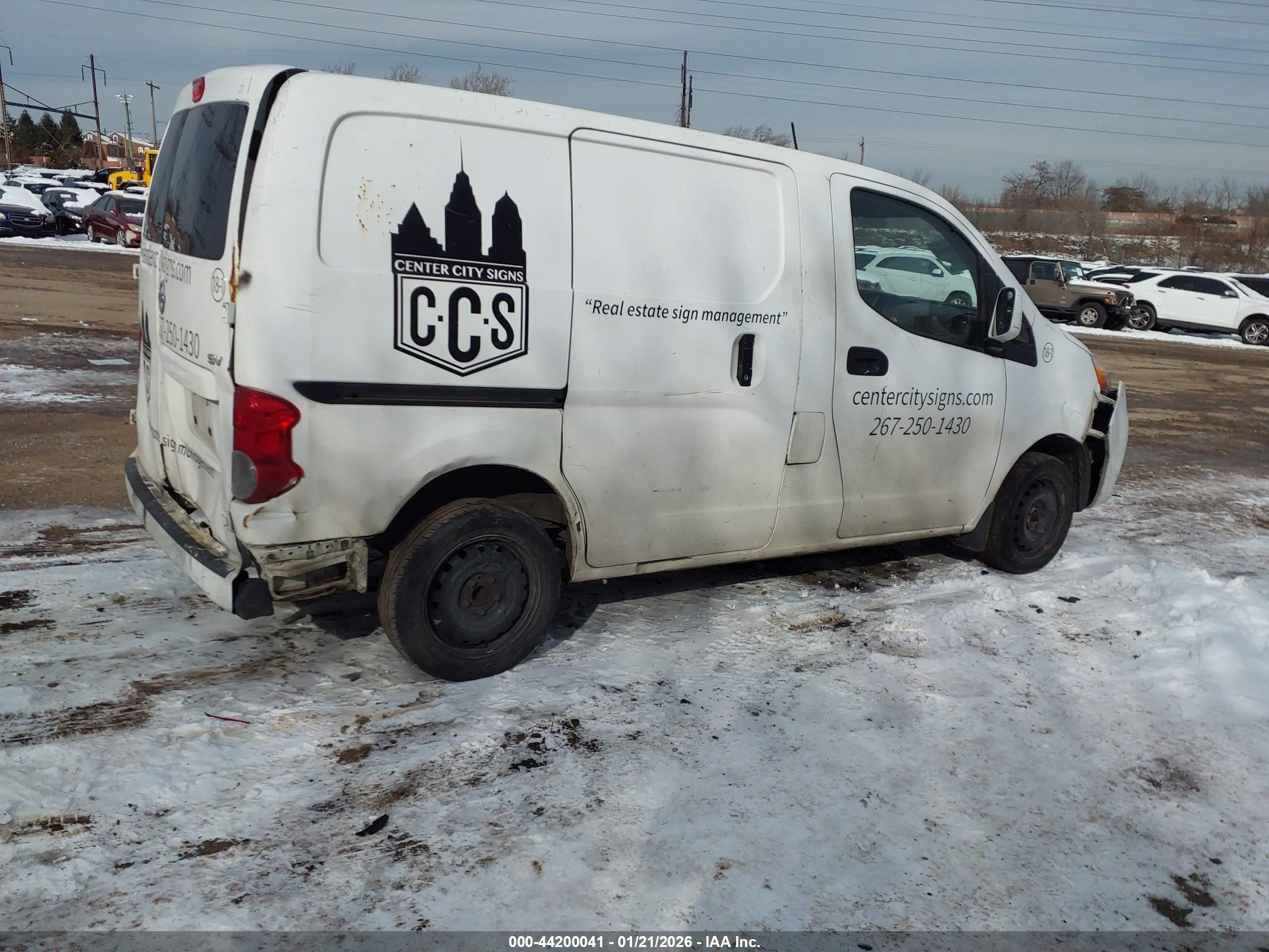 NISSAN NV200 image 4