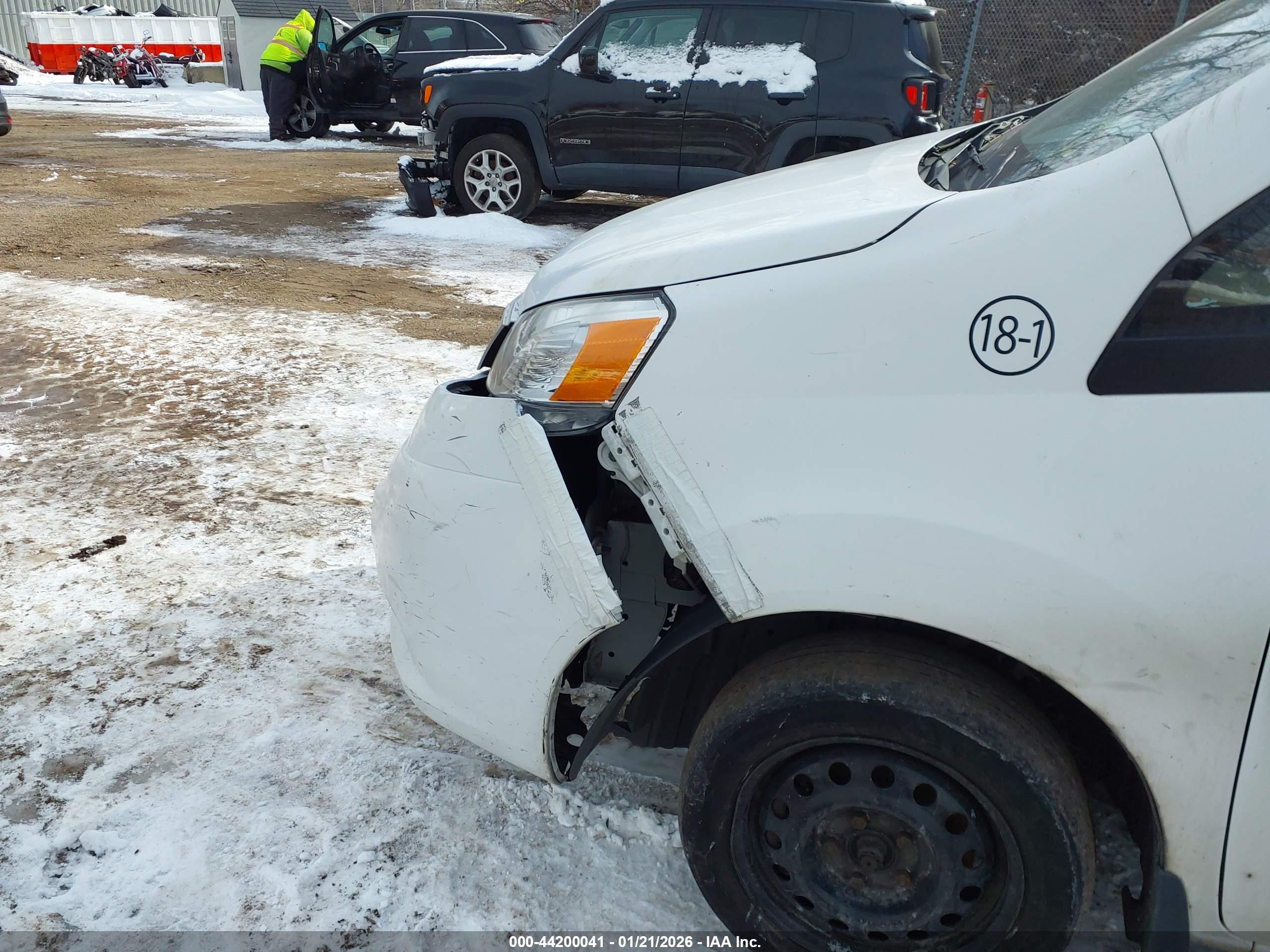 NISSAN NV200 image 6