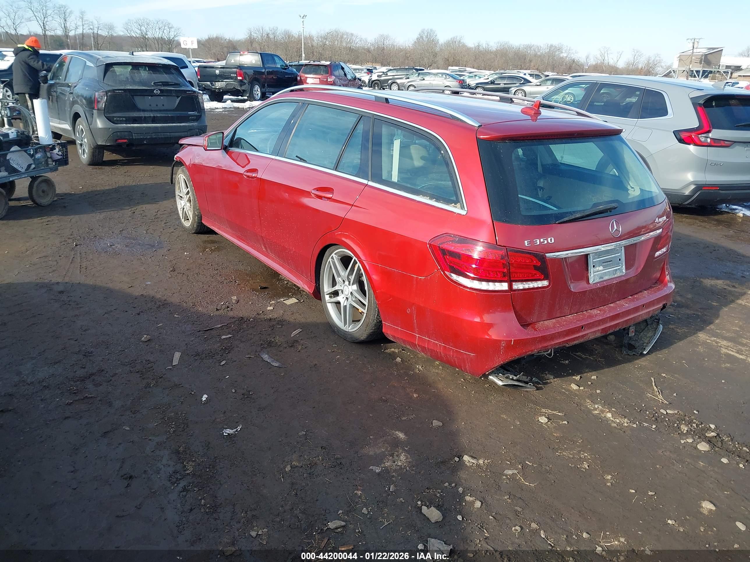 MERCEDES-BENZ E image 3