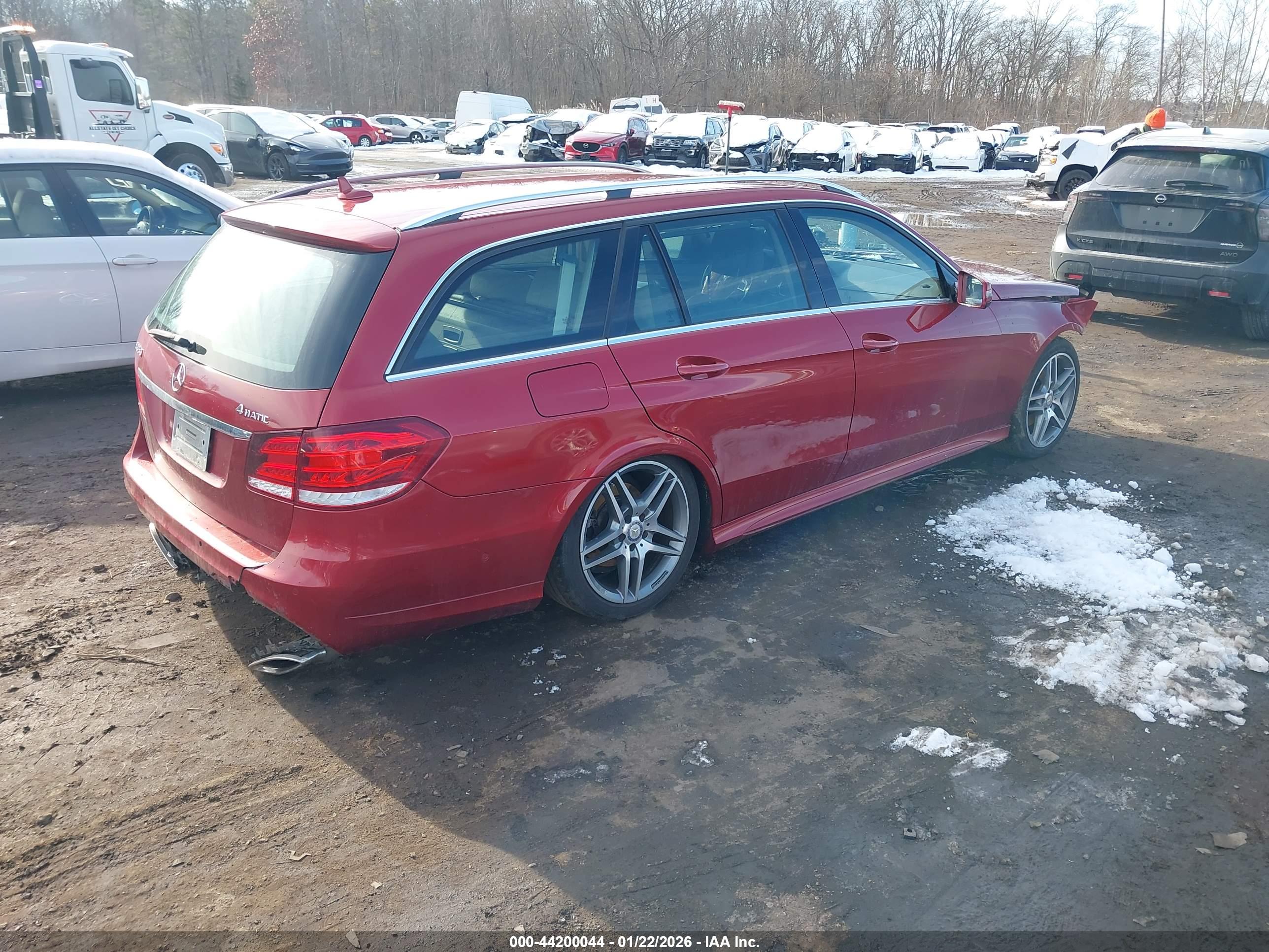 MERCEDES-BENZ E image 4