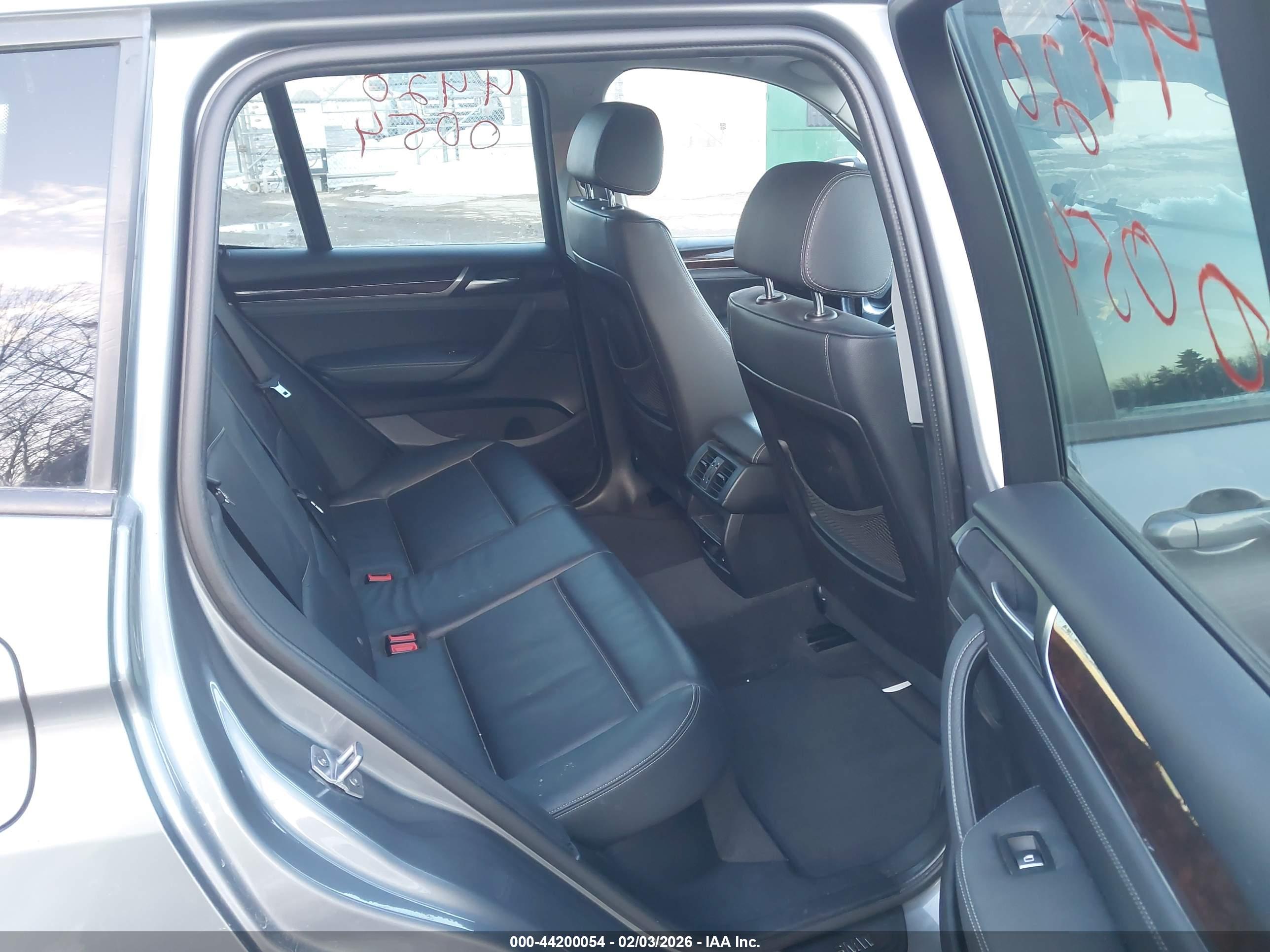 BMW X3 image 8