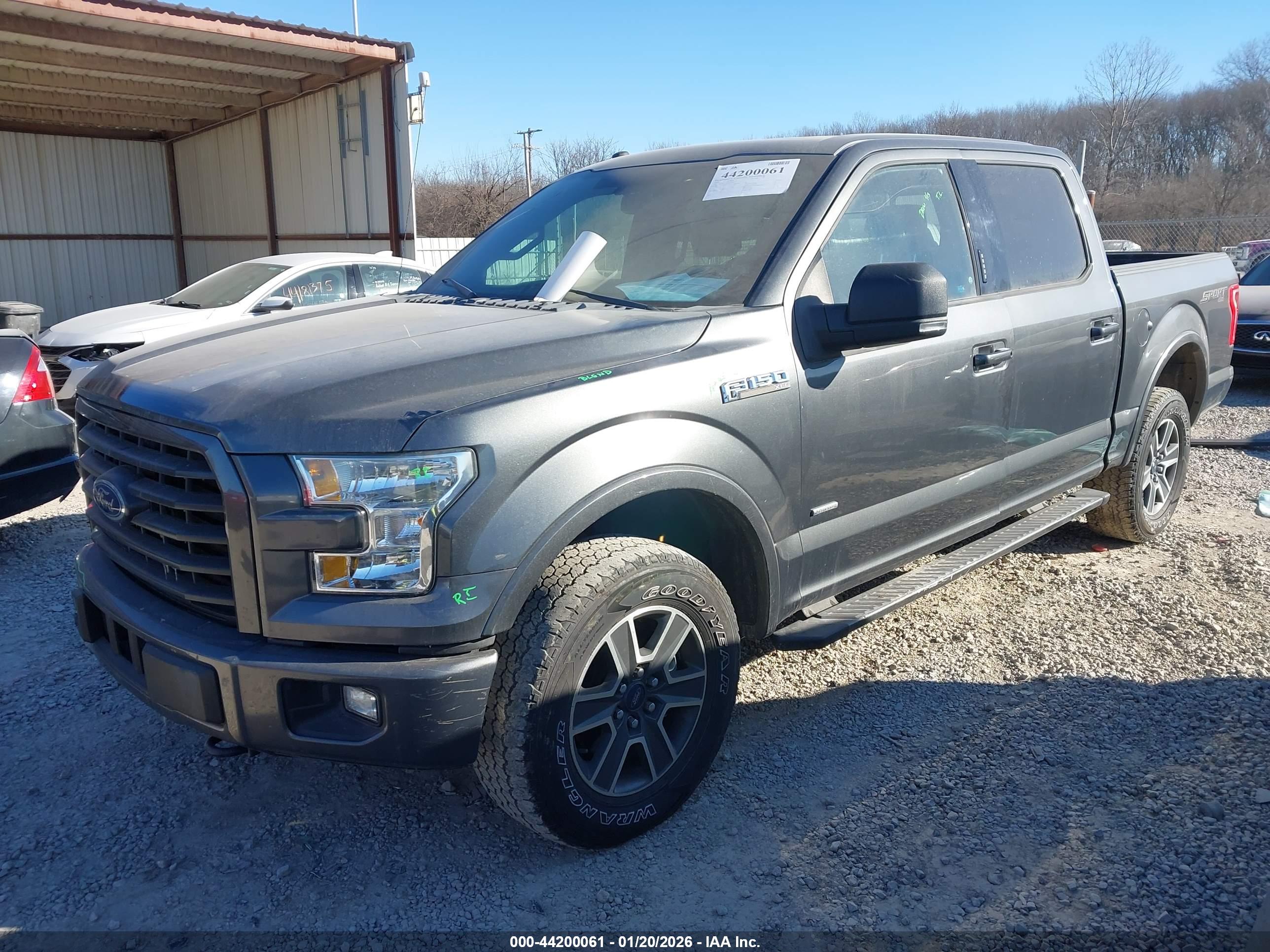 FORD F-150 image 2
