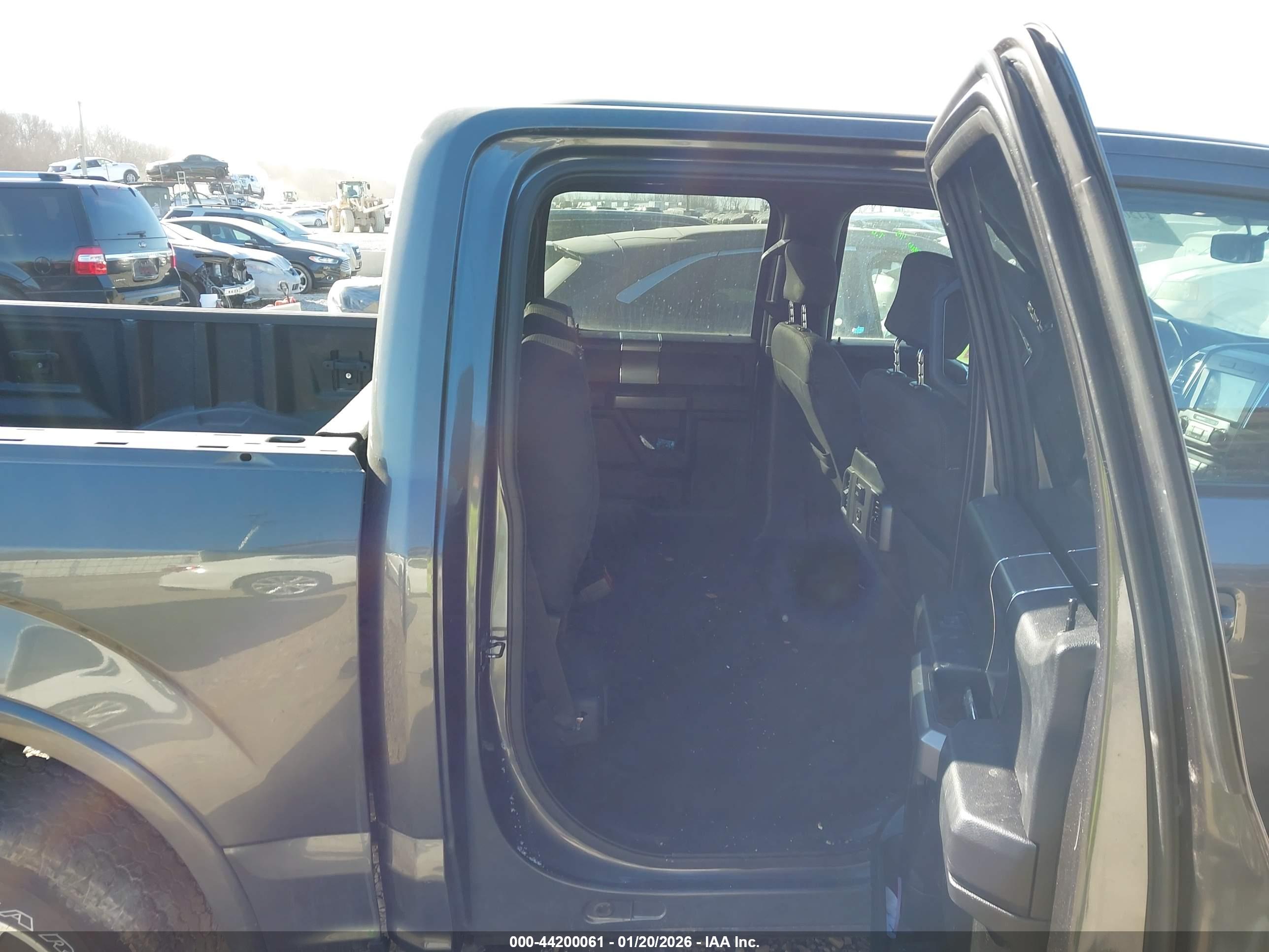 FORD F-150 image 8