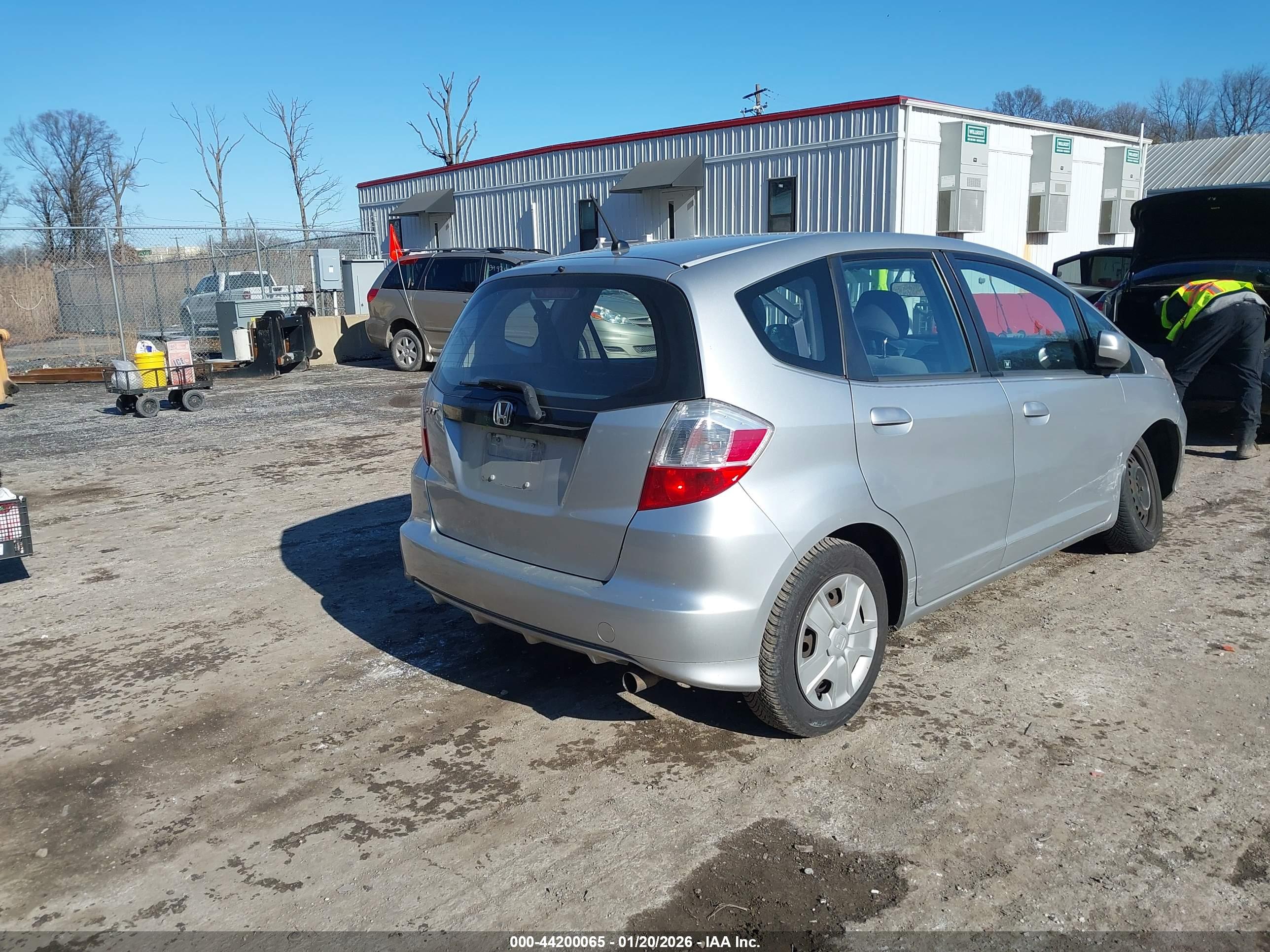HONDA FIT image 4