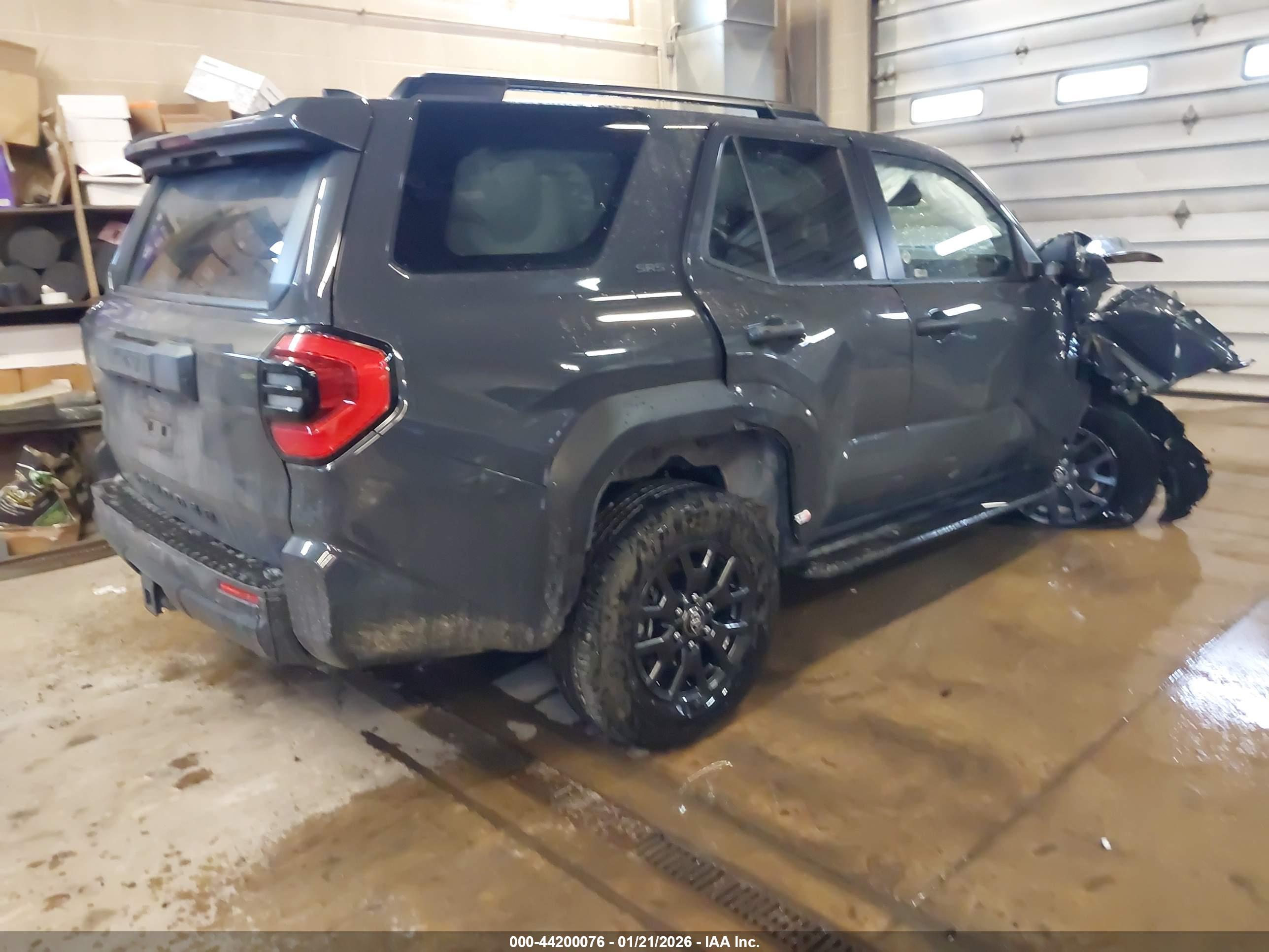 TOYOTA 4RUNNER image 4