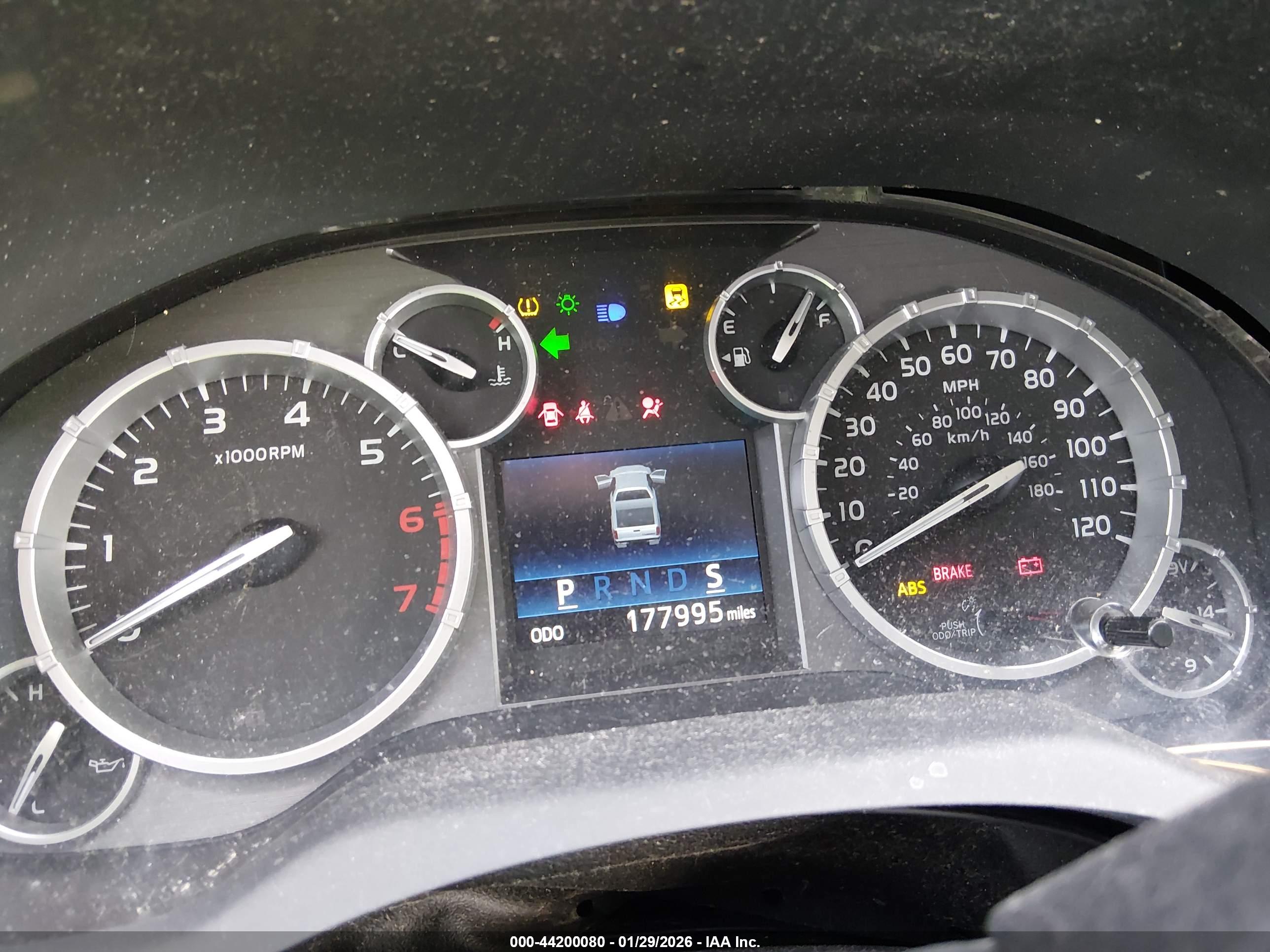 TOYOTA TUNDRA image 7