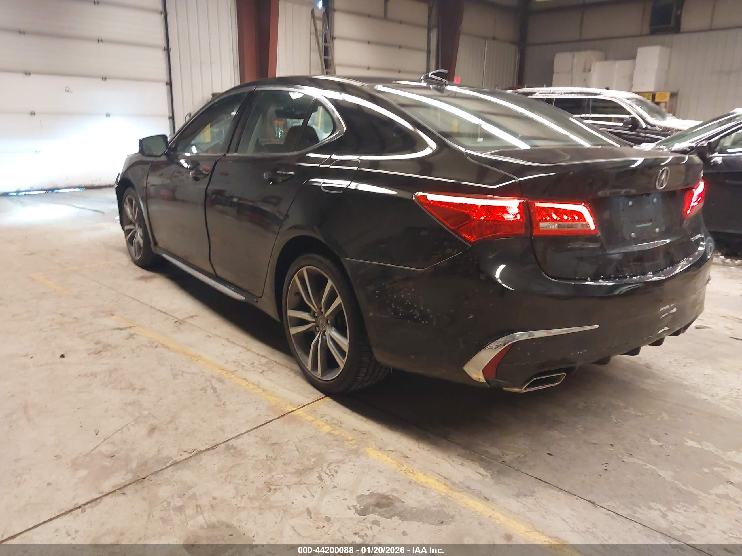 ACURA TLX image 3