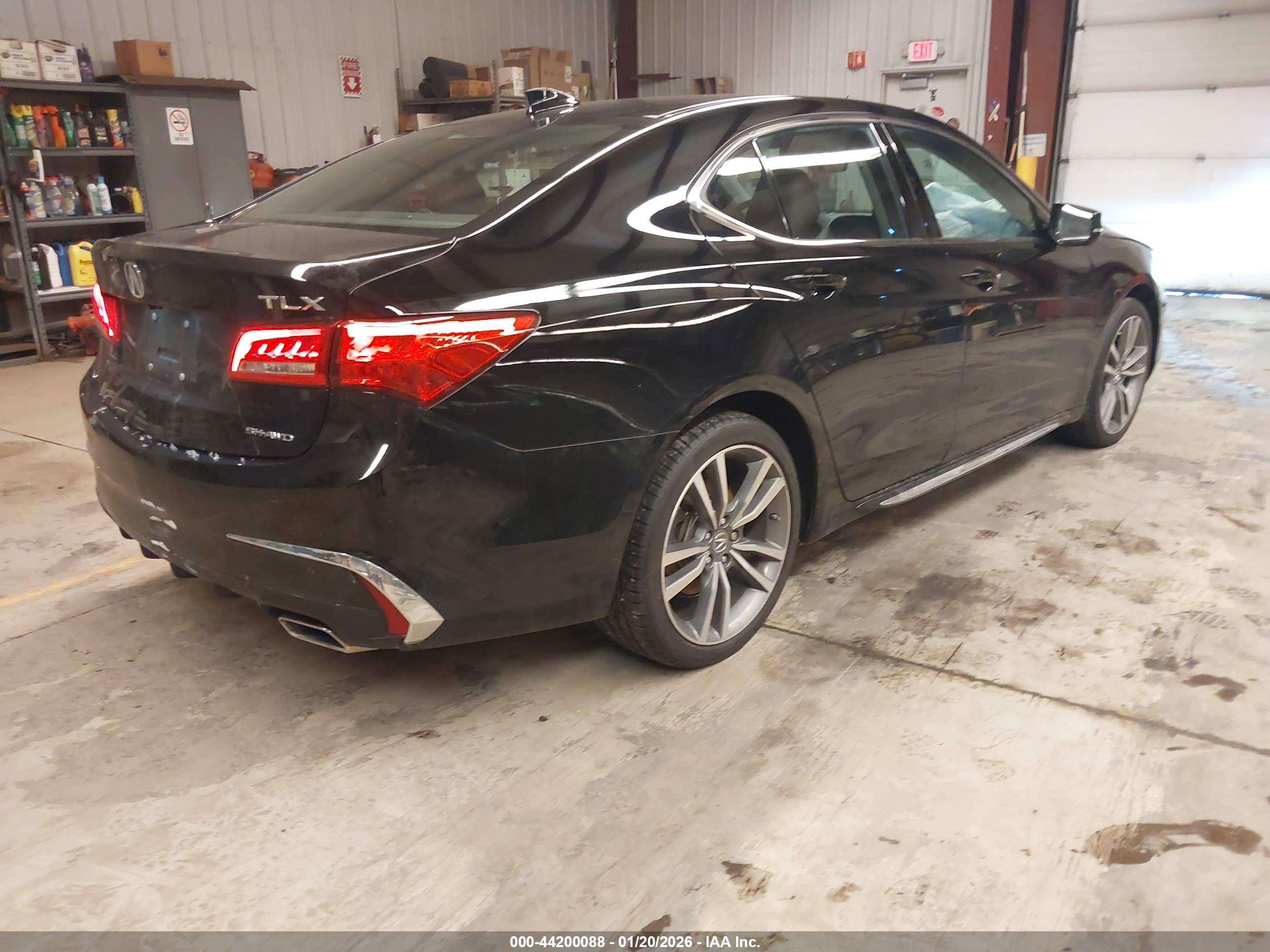 ACURA TLX image 4