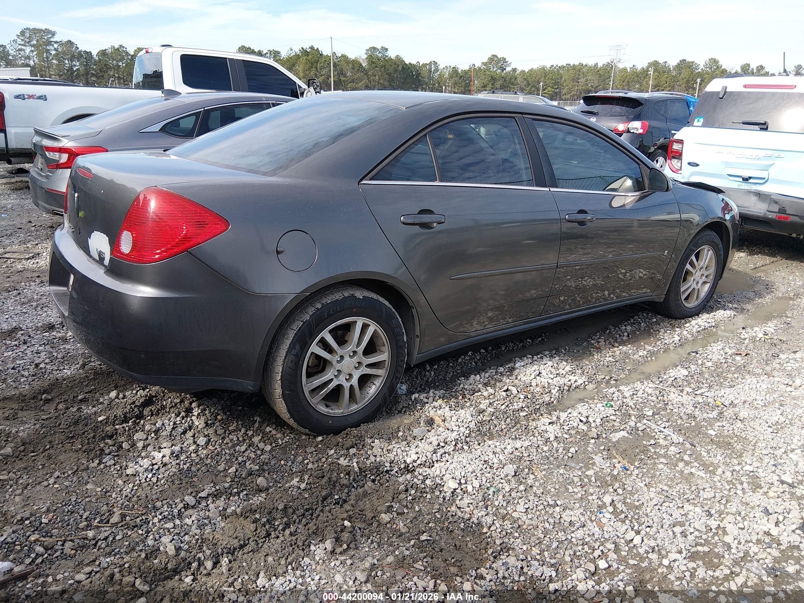 PONTIAC G6 image 4