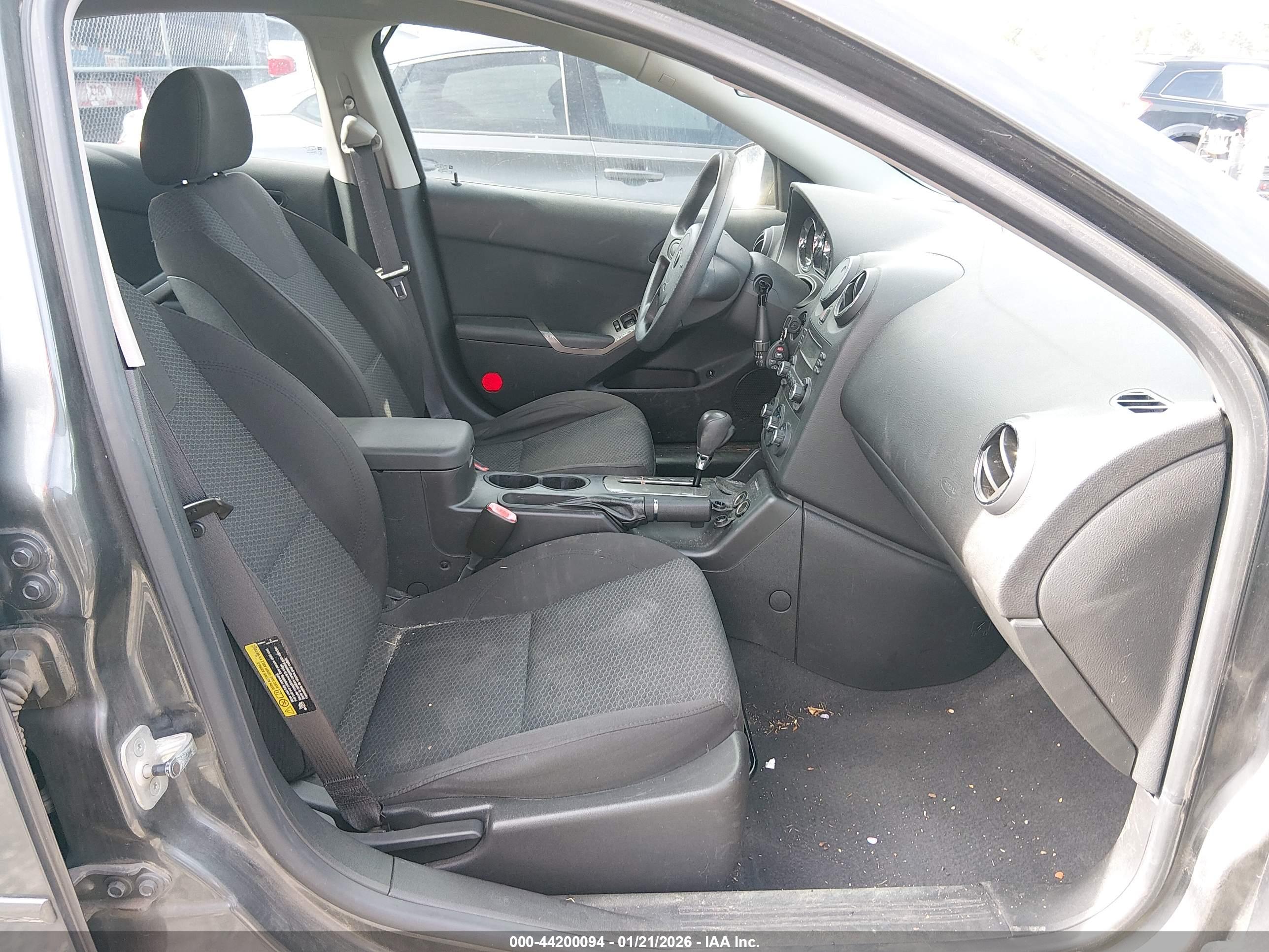PONTIAC G6 image 5