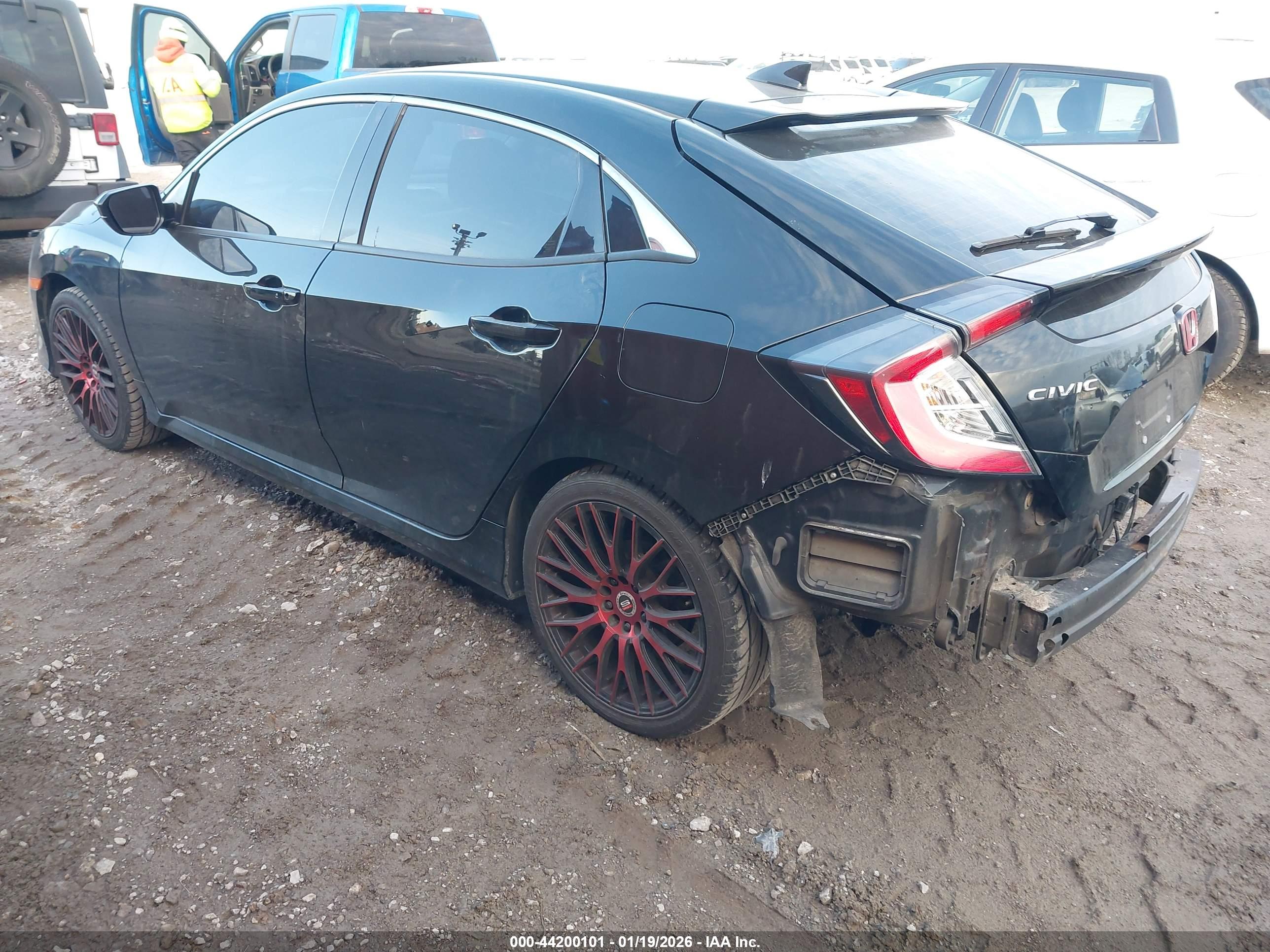 HONDA CIVIC image 3