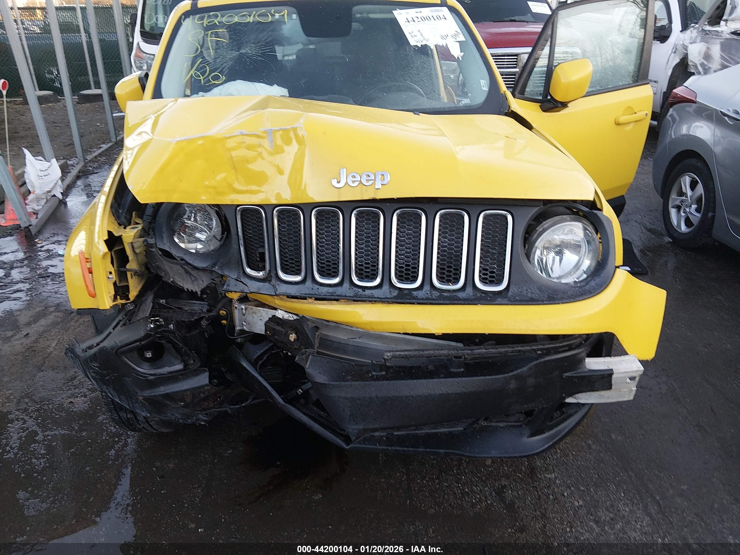 JEEP RENEGADE image 6
