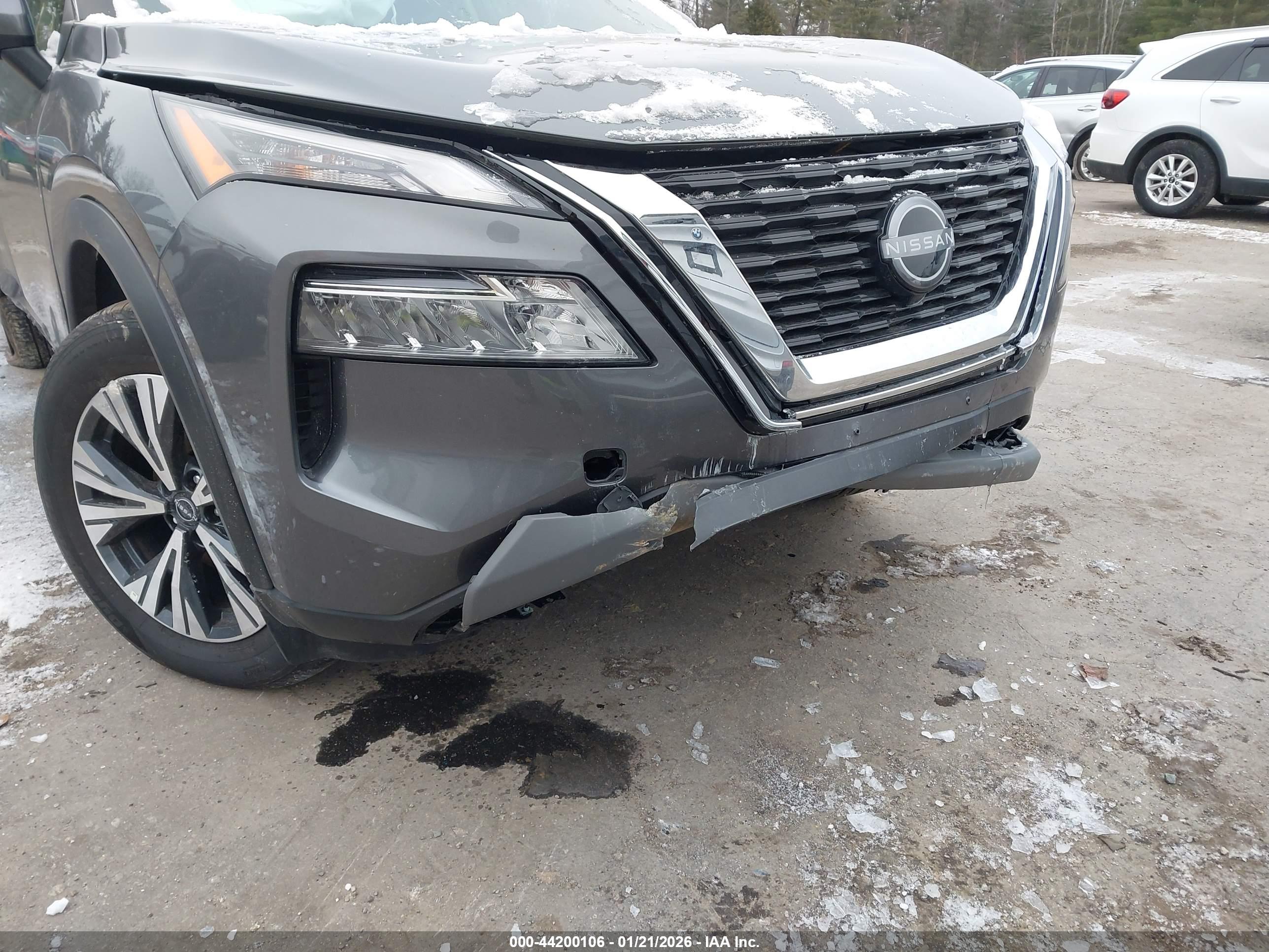 NISSAN ROGUE image 6