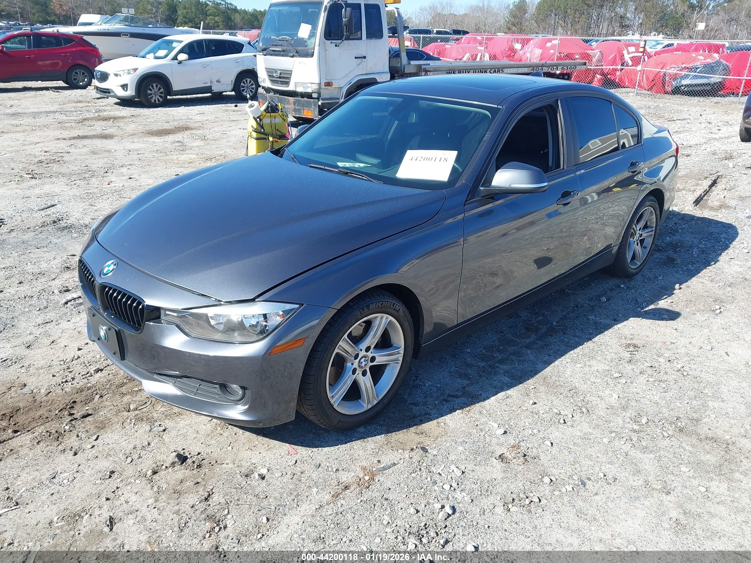 BMW 320I image 6