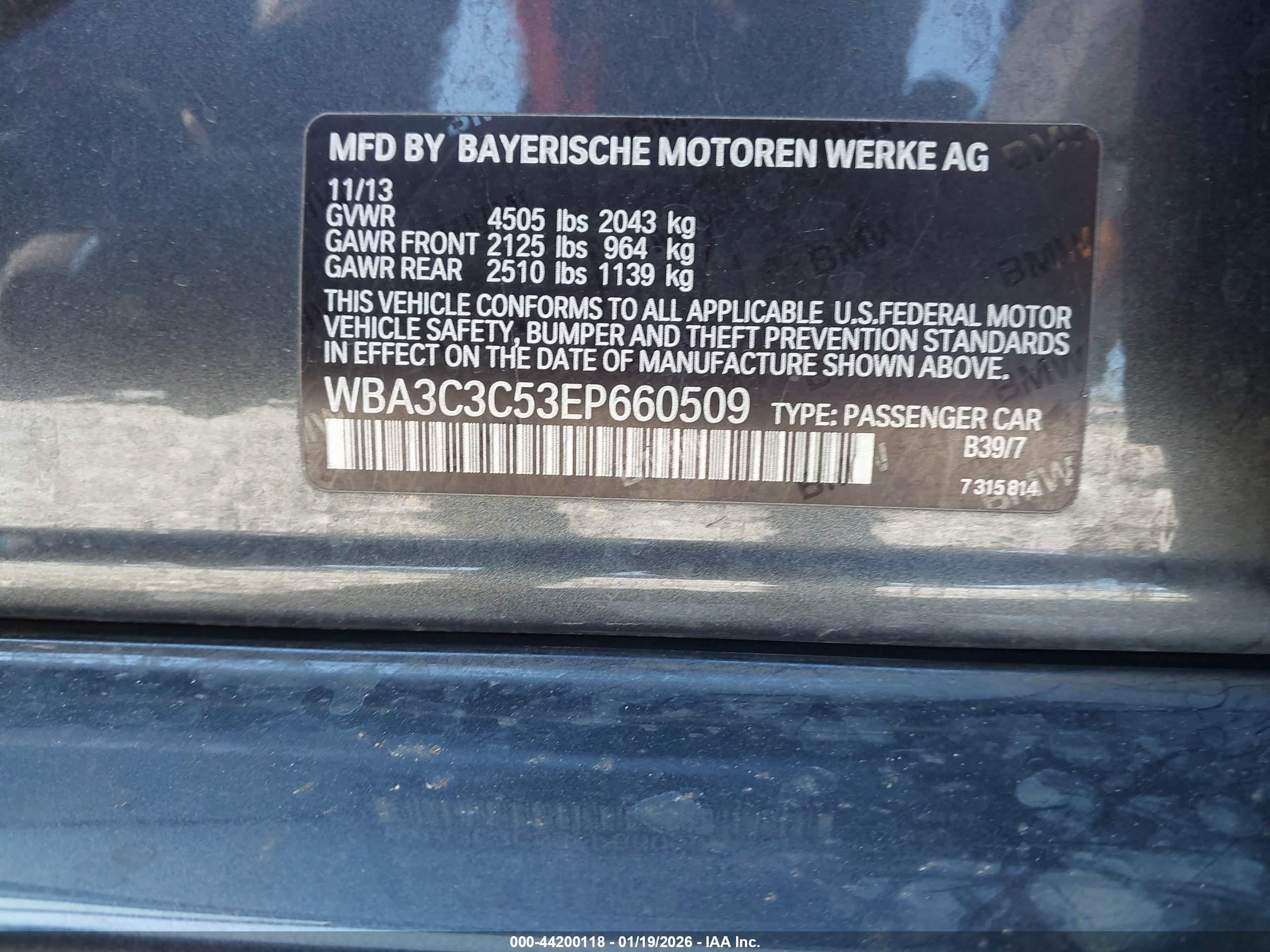 BMW 320I image 9