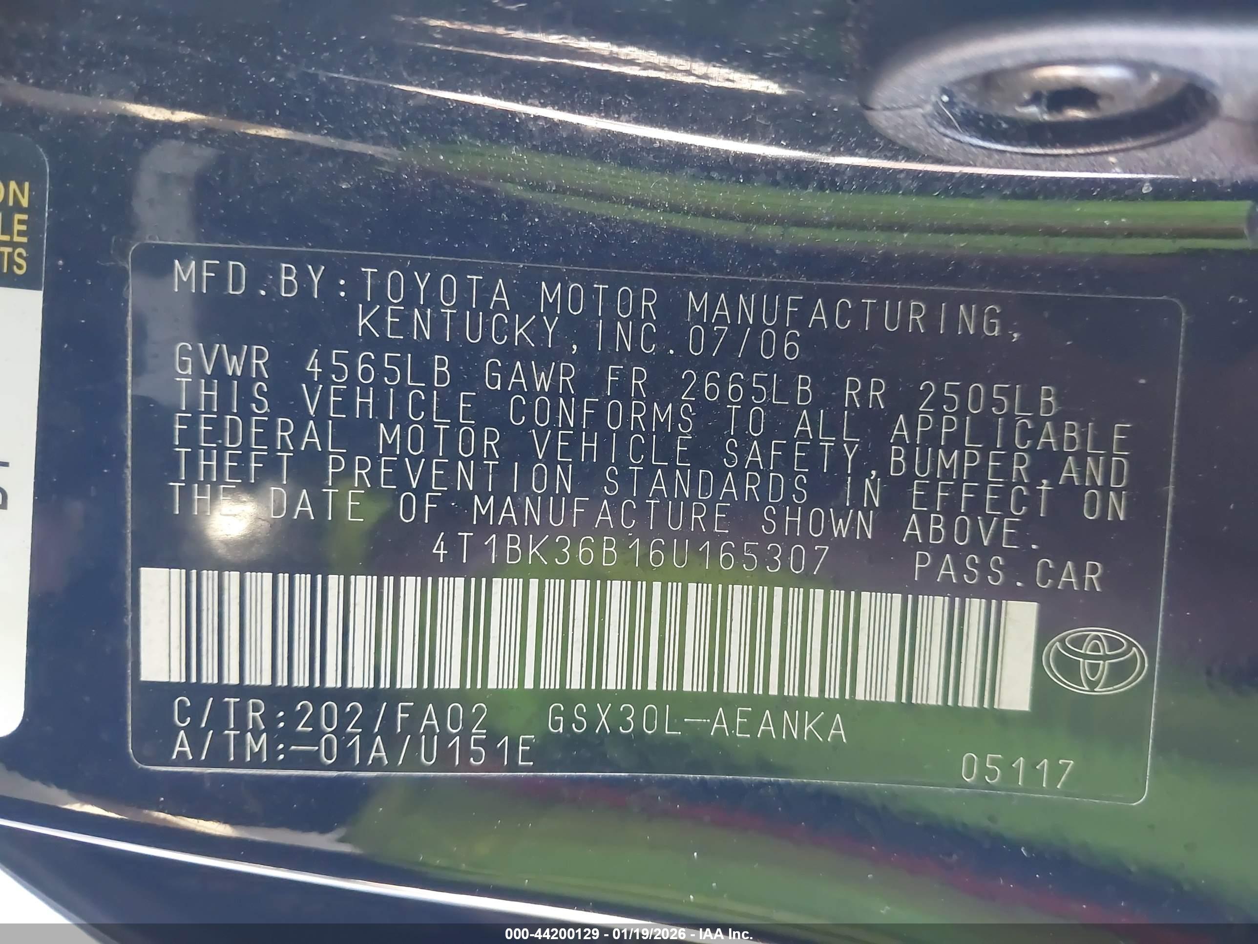 TOYOTA AVALON image 9
