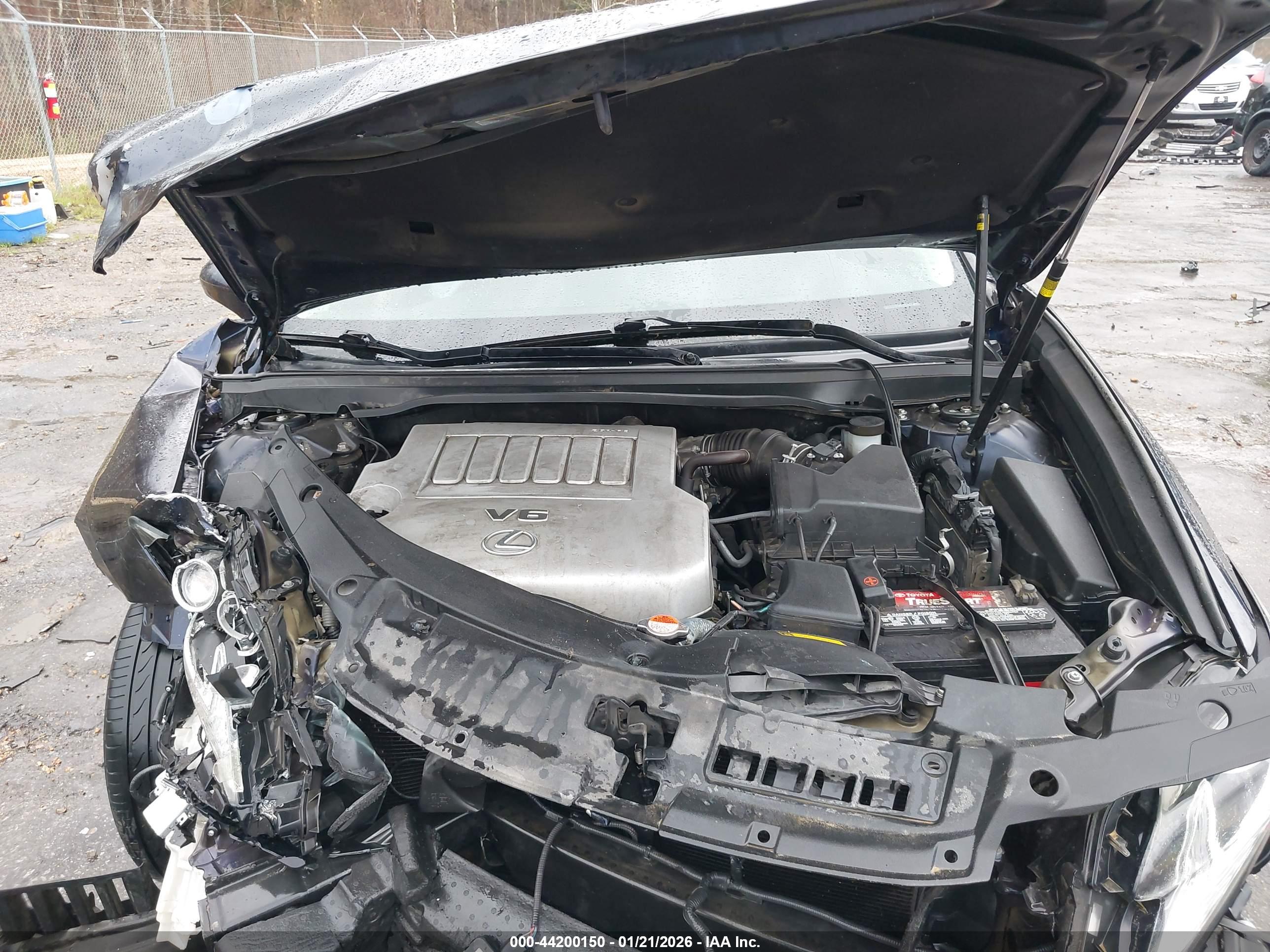 LEXUS ES image 10