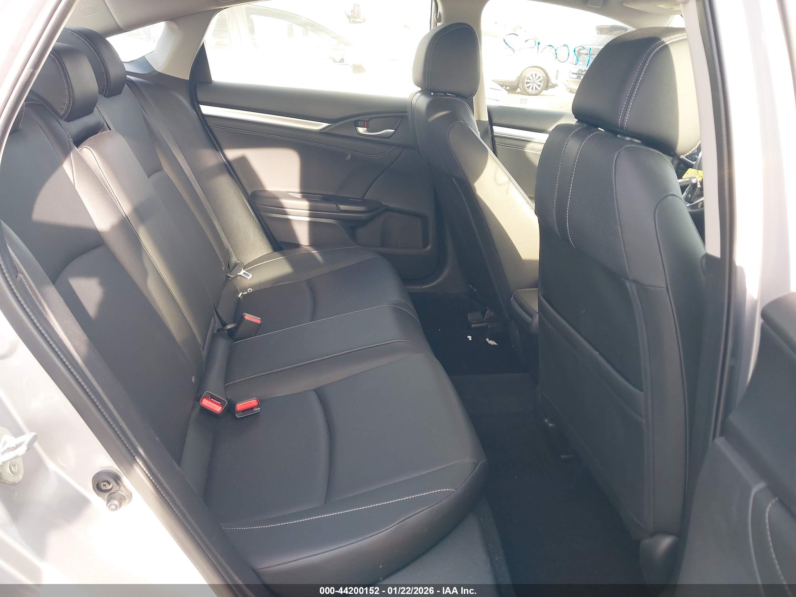 HONDA CIVIC image 8