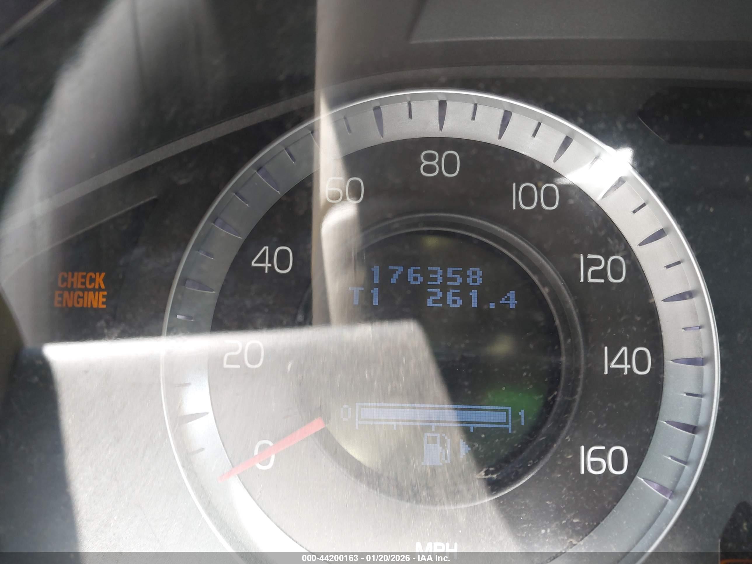 VOLVO S80 image 7