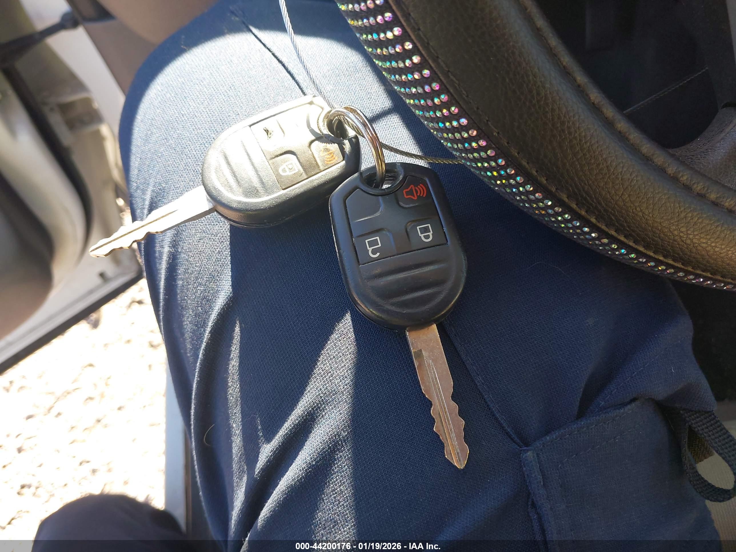 FORD EDGE image 11