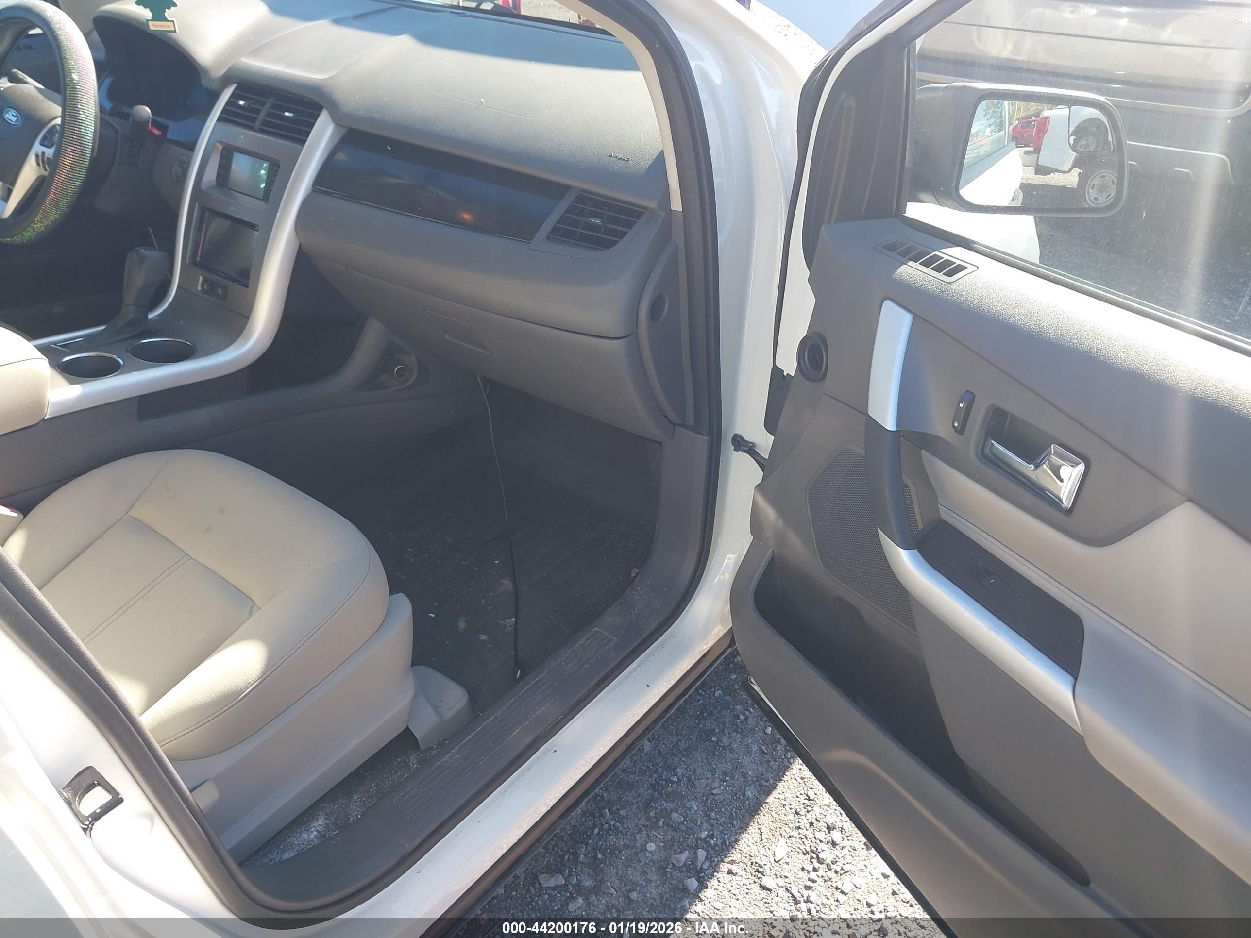 FORD EDGE image 5